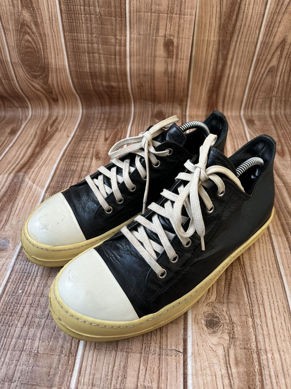Rick Owens Rick Owens Ramones Mainline Distressed Black Leather Lowtops Size US 8.5 / EU 41-42 - 2 Thumbnail