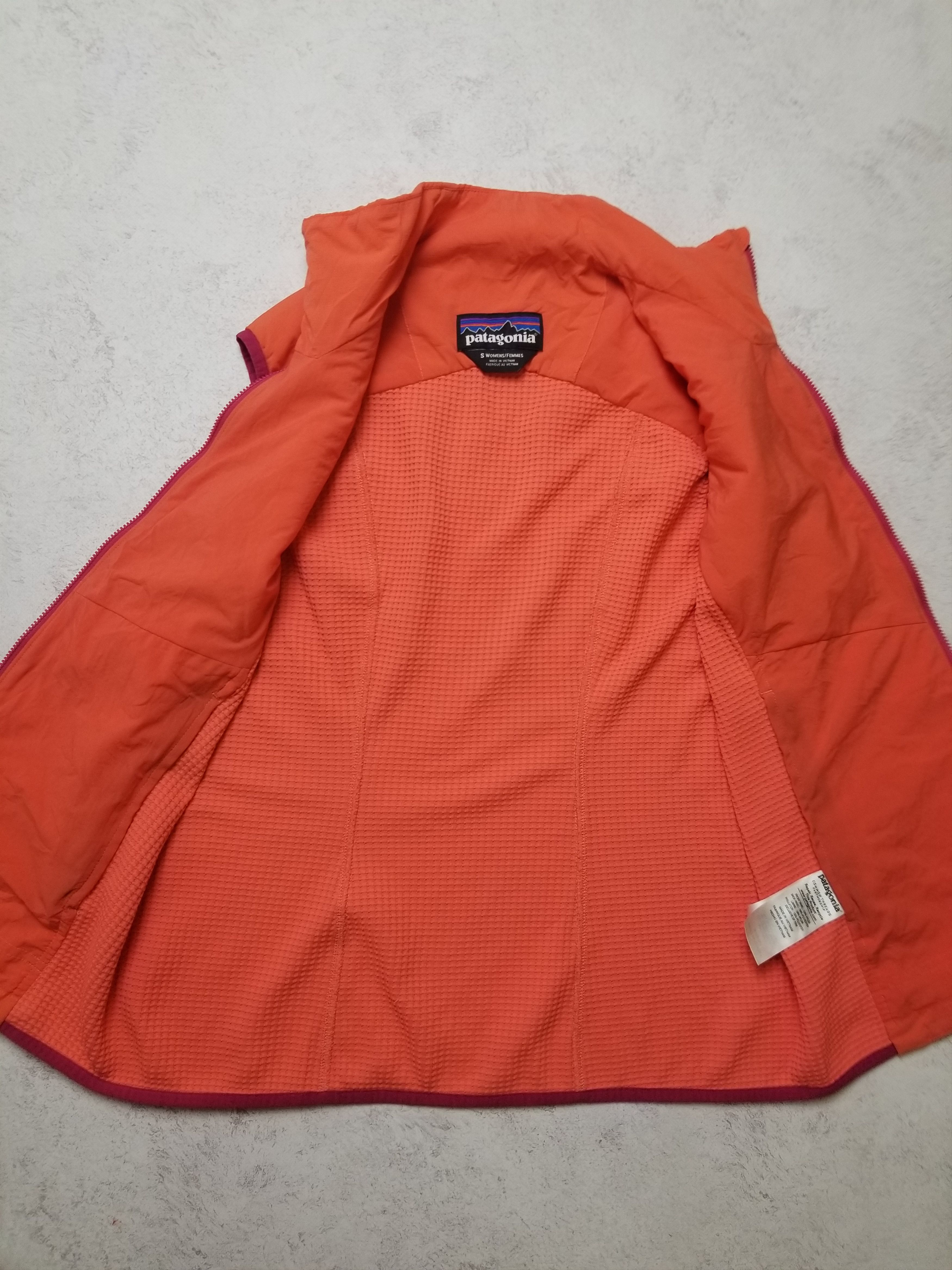 Patagonia Patagonia Women’s Nano Puff Full Zip Hiking Vest Size S / US 4 / IT 40 - 5 Thumbnail