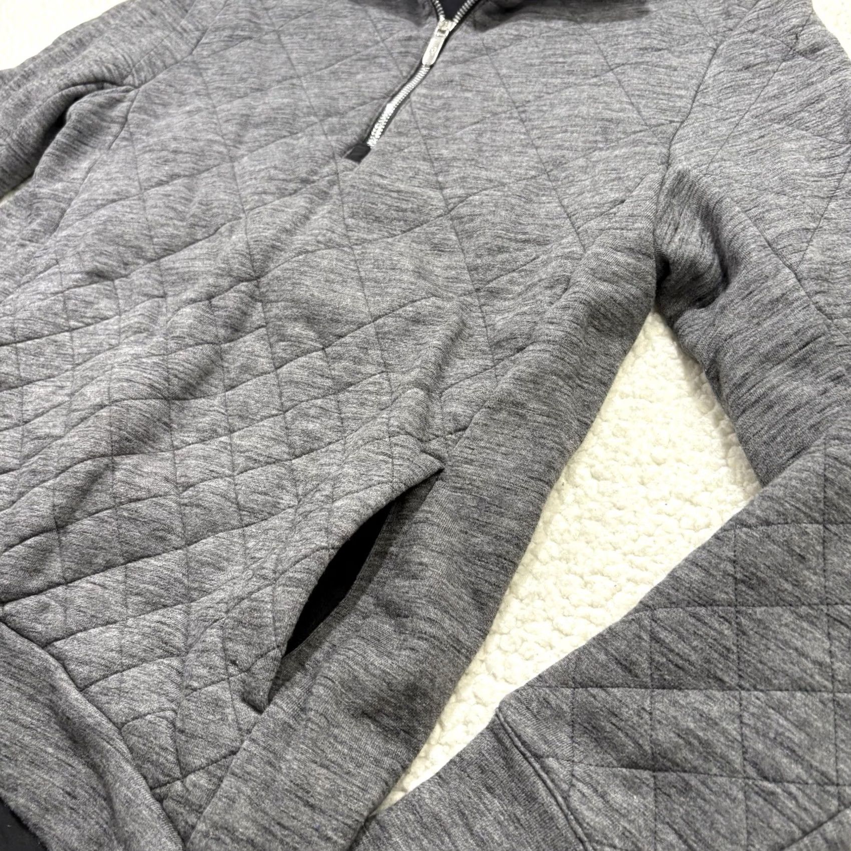 Lululemon Lululemon Forever Warm Pullover Sweatshirt 1/4 Zip Quilted Gray Women Size 4 Regular Size S / US 4 / IT 40 - 5 Thumbnail