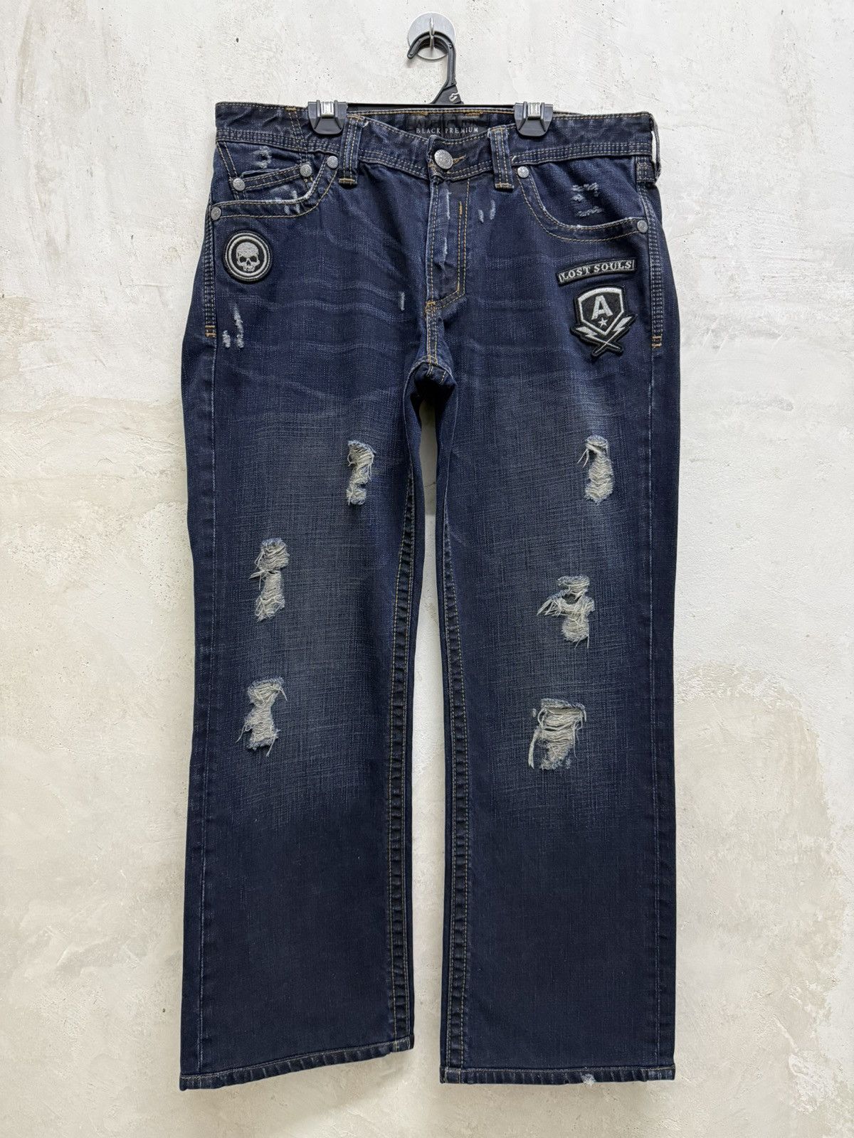 Affliction Distressed Affliction Cross Patches Baggy Grunge y2k Jeans Size US 36 / EU 52 - 1 Thumbnail