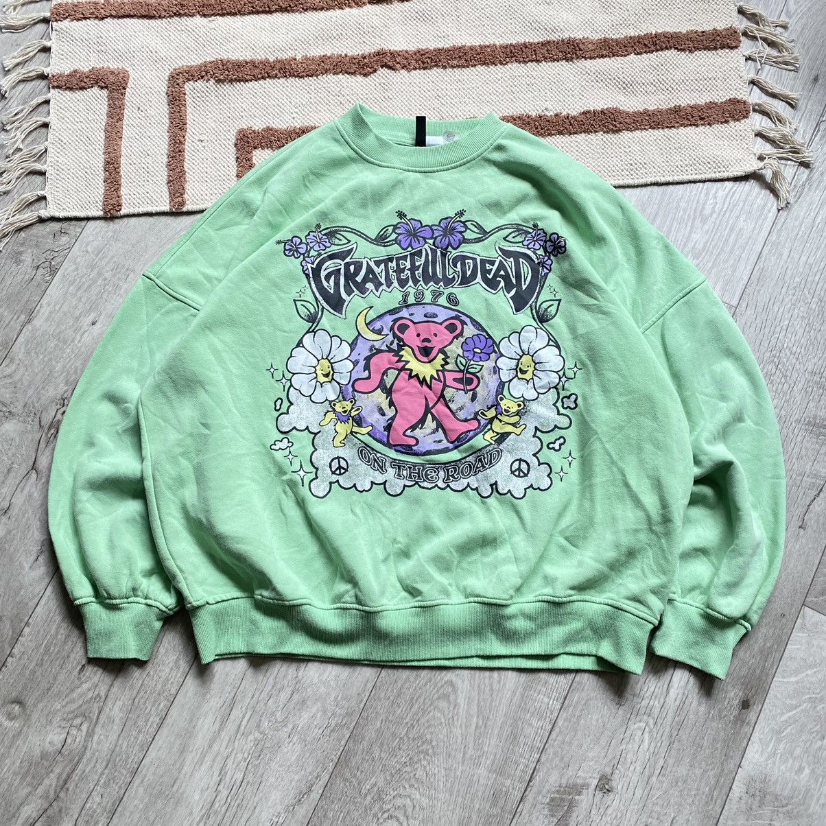 Band Tees Grateful Dead Vintage GRATEFUL DEAD 1976 CRAZY PRINT Y2K BOXY SWEATSHIRT Grailed