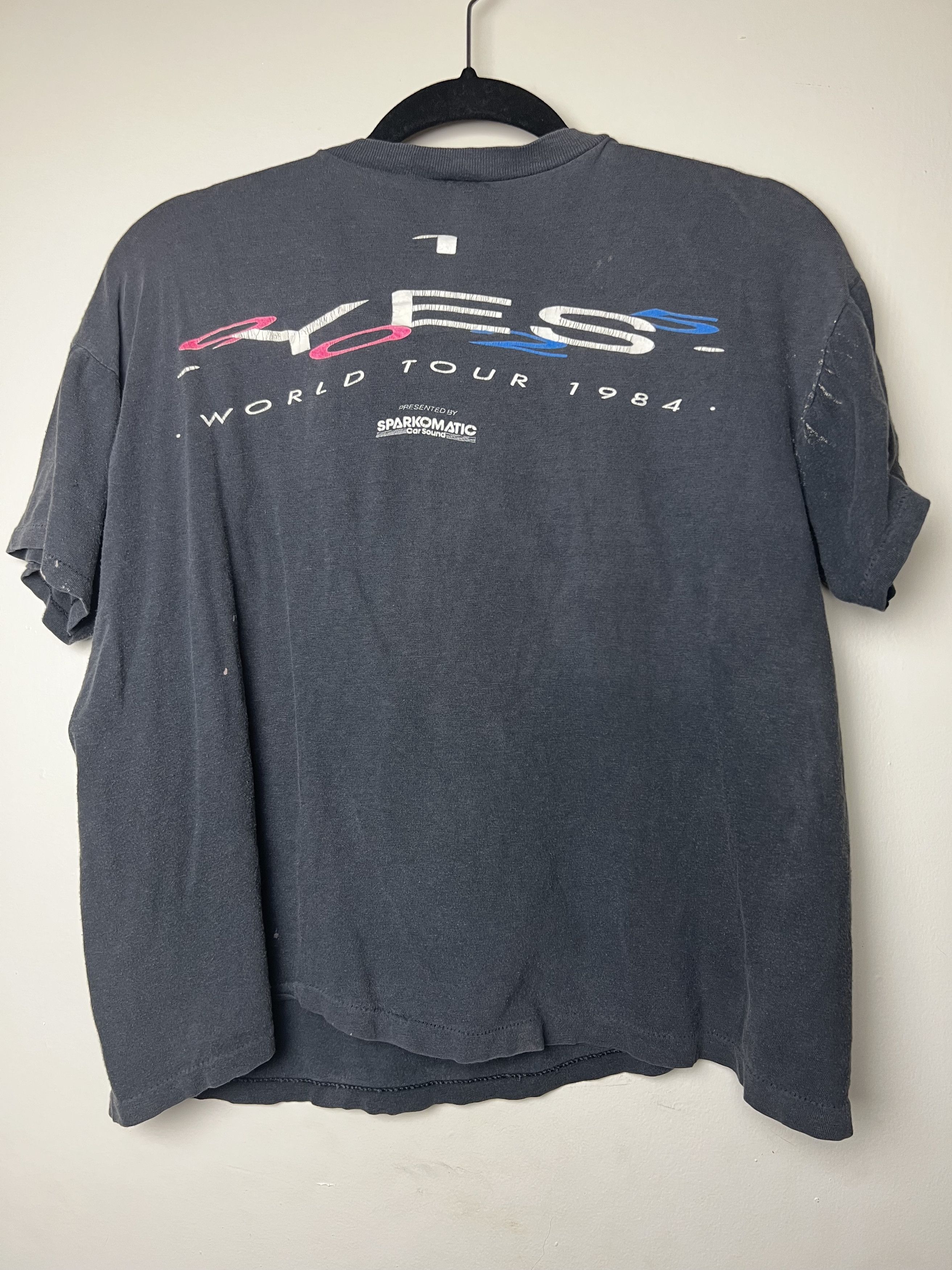 Vintage Vintage YES 1984 World Tour Band T-Shirt Size US S / EU 44-46 / 1 - 9 Thumbnail