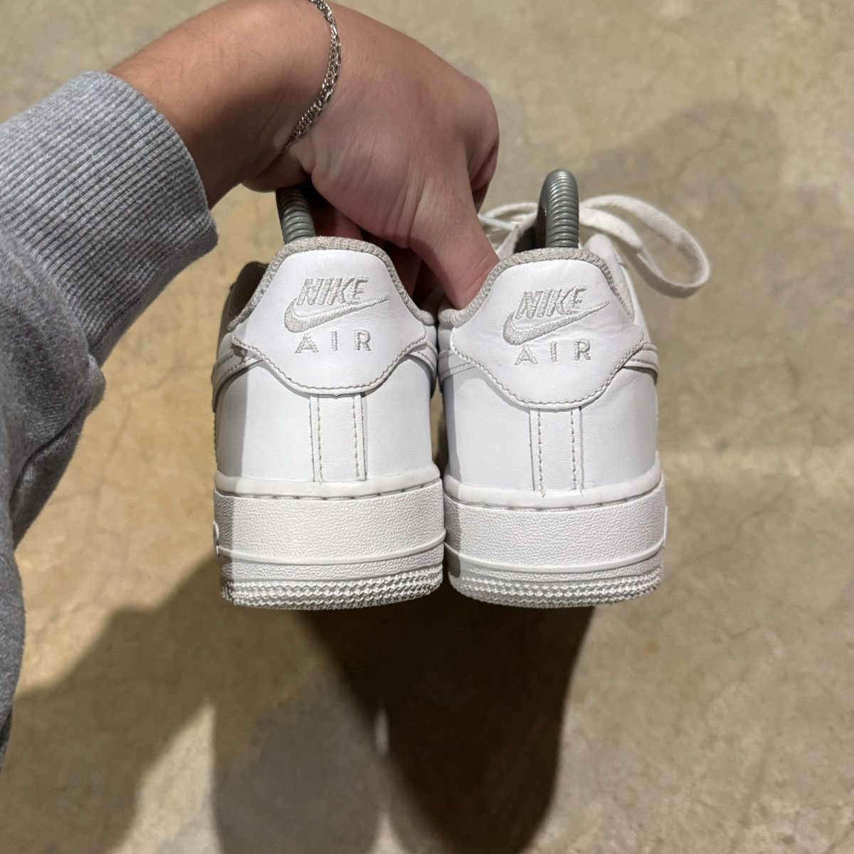 Nike Nike Air Force 1 Low Triple White US 6 2018 Size US 6 / EU 39 - 6 Thumbnail