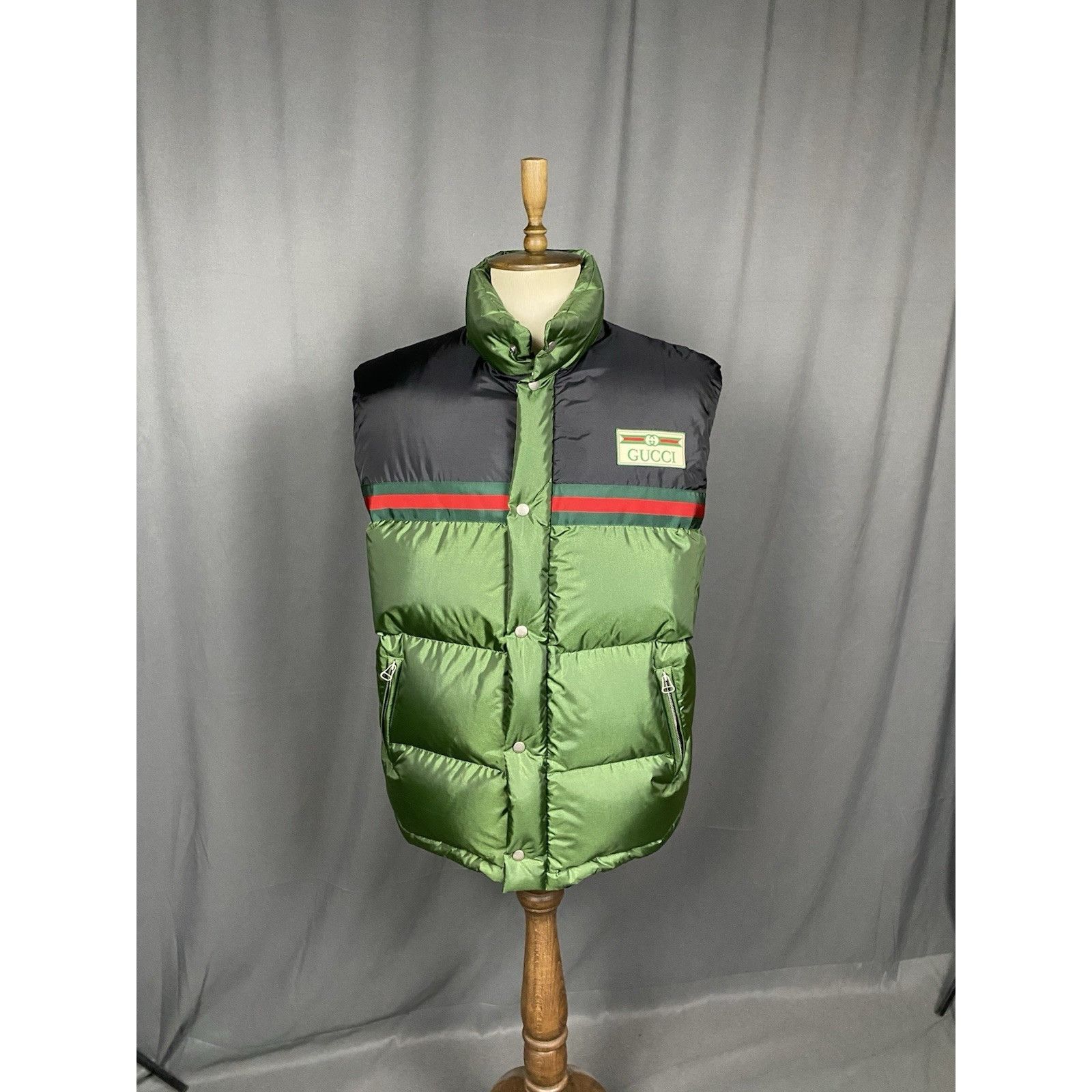 Gucci GUCCI Nylon Silk Satin Padded Men's Down Vest Size 52 698713 Size US L / EU 52-54 / 3 - 2 Thumbnail