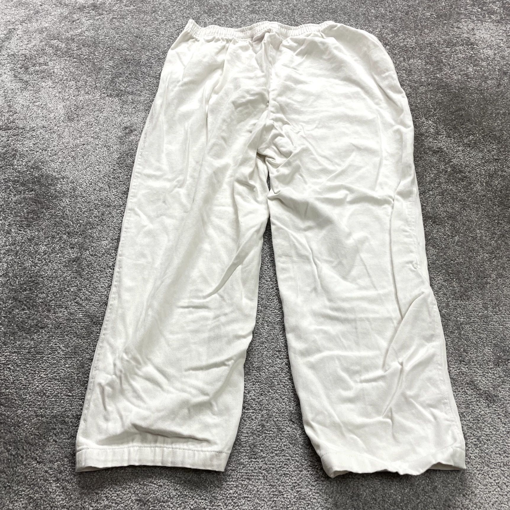 Vintage Woman Within Jeans Women Adult 24 White Denim High Rise Elastic Waist Straight Leg Plus Size Size 42" / US 20 - 2 Thumbnail