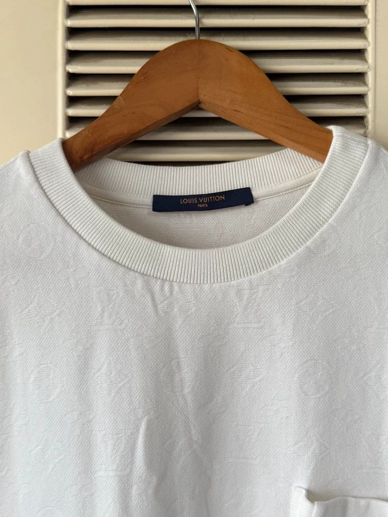 Louis Vuitton Louis Vuitton White dark grain full print short sleeve Size US S / EU 44-46 / 1 - 3 Thumbnail