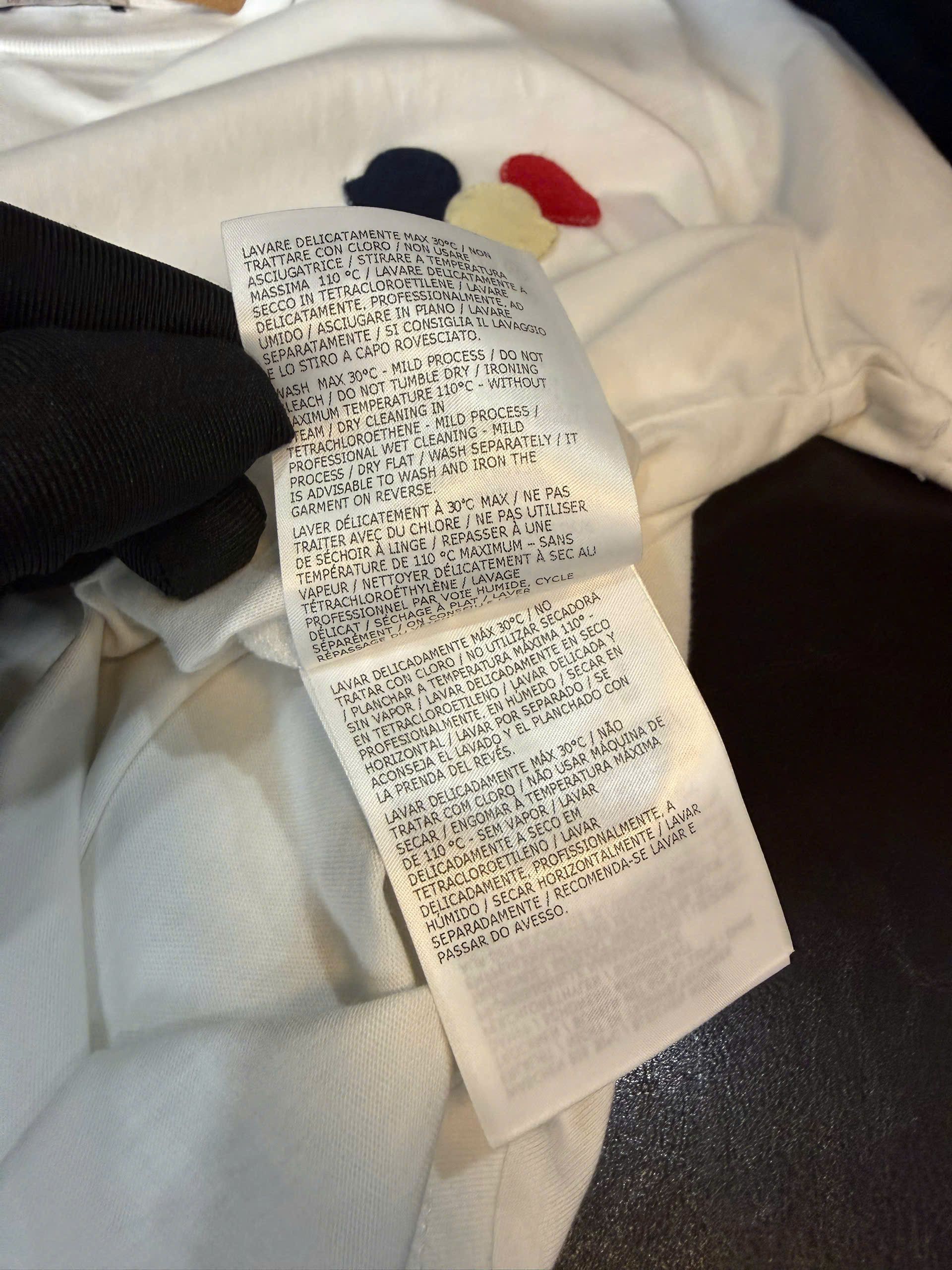 Moncler MONCLER T SHIRT Size US M / EU 48-50 / 2 - 6 Thumbnail