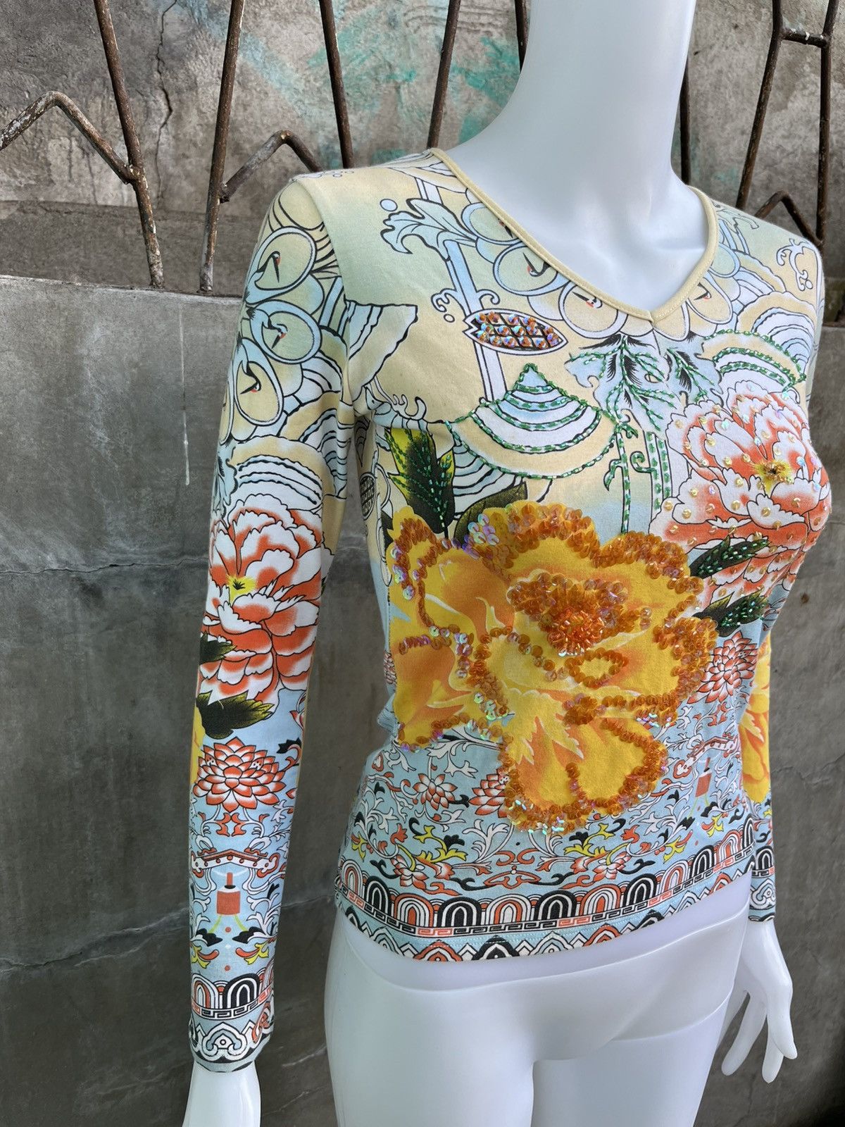 Kenzo Sequin Tattoo Top Size M / US 6-8 / IT 42-44 - 2 Thumbnail