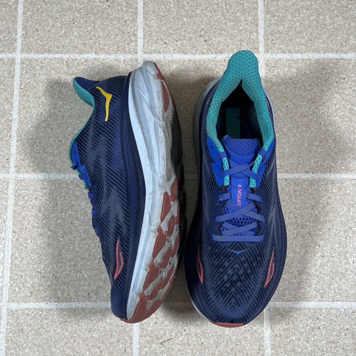 Hoka Hoka One One Clifton 9 Womens Size 9B Blue Pink Sneakers Size US 9 / IT 39 - 4 Thumbnail