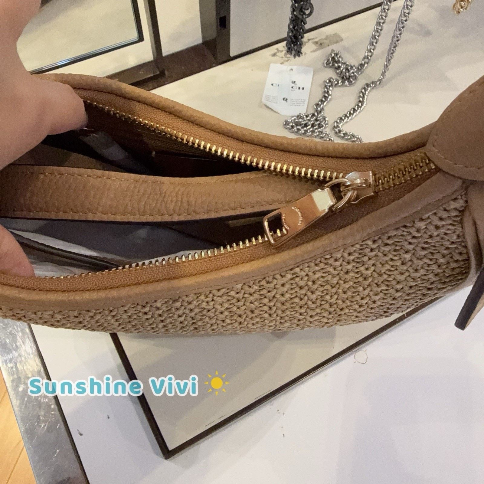 Coach NWT Coach Emily Shoulder Bag CDX20 Gold/Toast Straw leather Size ONE SIZE - 6 Thumbnail
