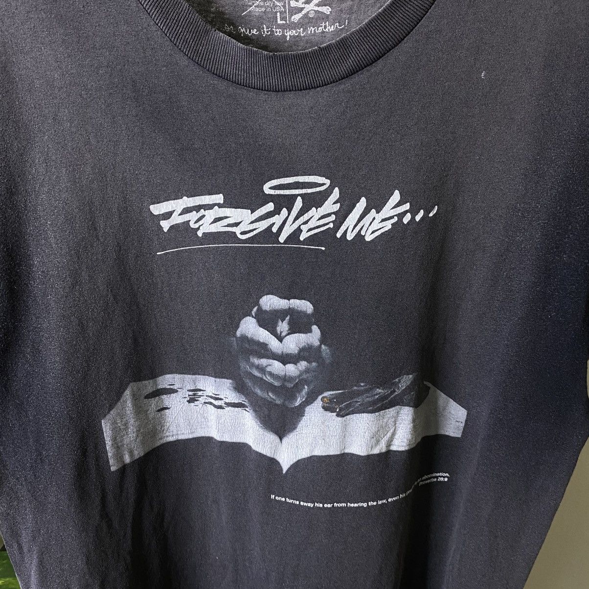 Dissizit Dissizit Forgive Me Streetwear Sunfaded T Shirt Size US L / EU 52-54 / 3 - 2 Thumbnail