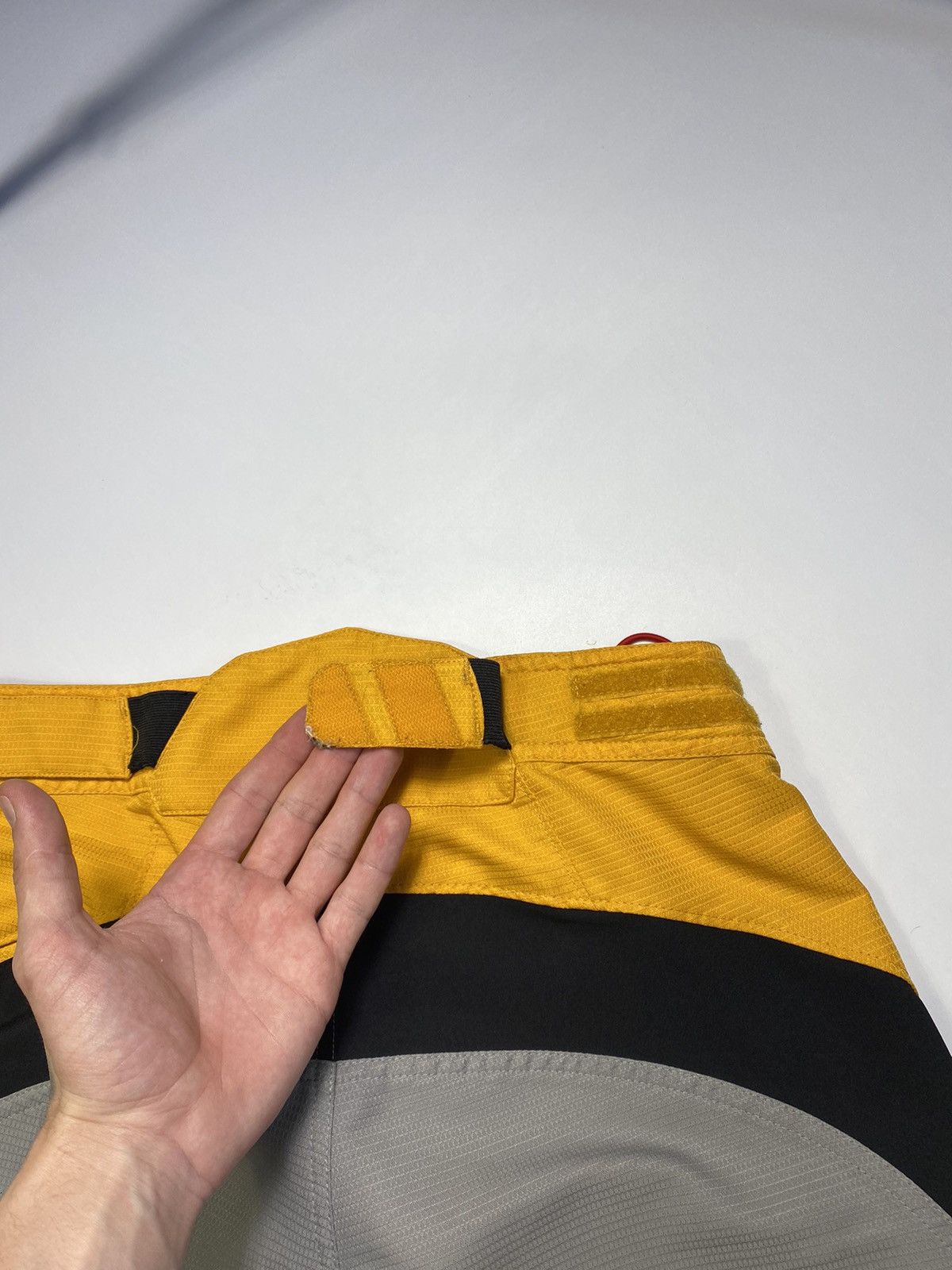 Oakley Vintage 00's Oakley Baggy Shorts Y2k Hype Size US 32 / EU 48 - 14 Thumbnail