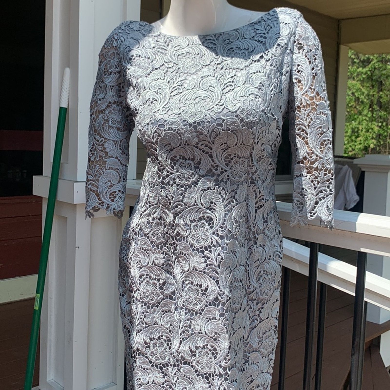 Vintage Eliza J. gray silver lace overlay 3/4 sleeves cocktail dress Size S / US 4 / IT 40 - 3 Thumbnail