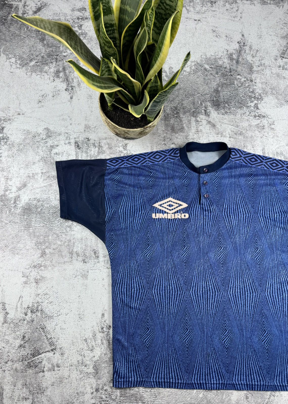 Umbro UMBRO 90S PRO TRAINING 1994/1996 FOOTBALL JERSEY SHIRT TEE Size US M / EU 48-50 / 2 - 3 Thumbnail