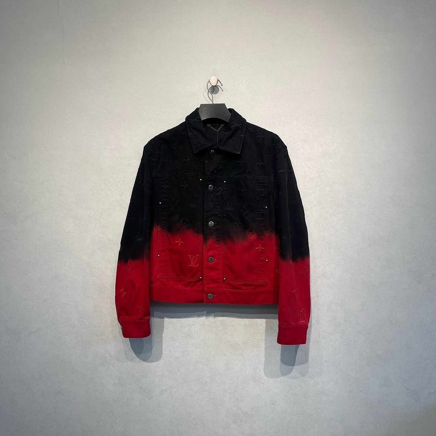 Louis Vuitton Louis Vuitton Monogram Gradient Denim Jacket Size 48 Size US M / EU 48-50 / 2 - 1 Thumbnail