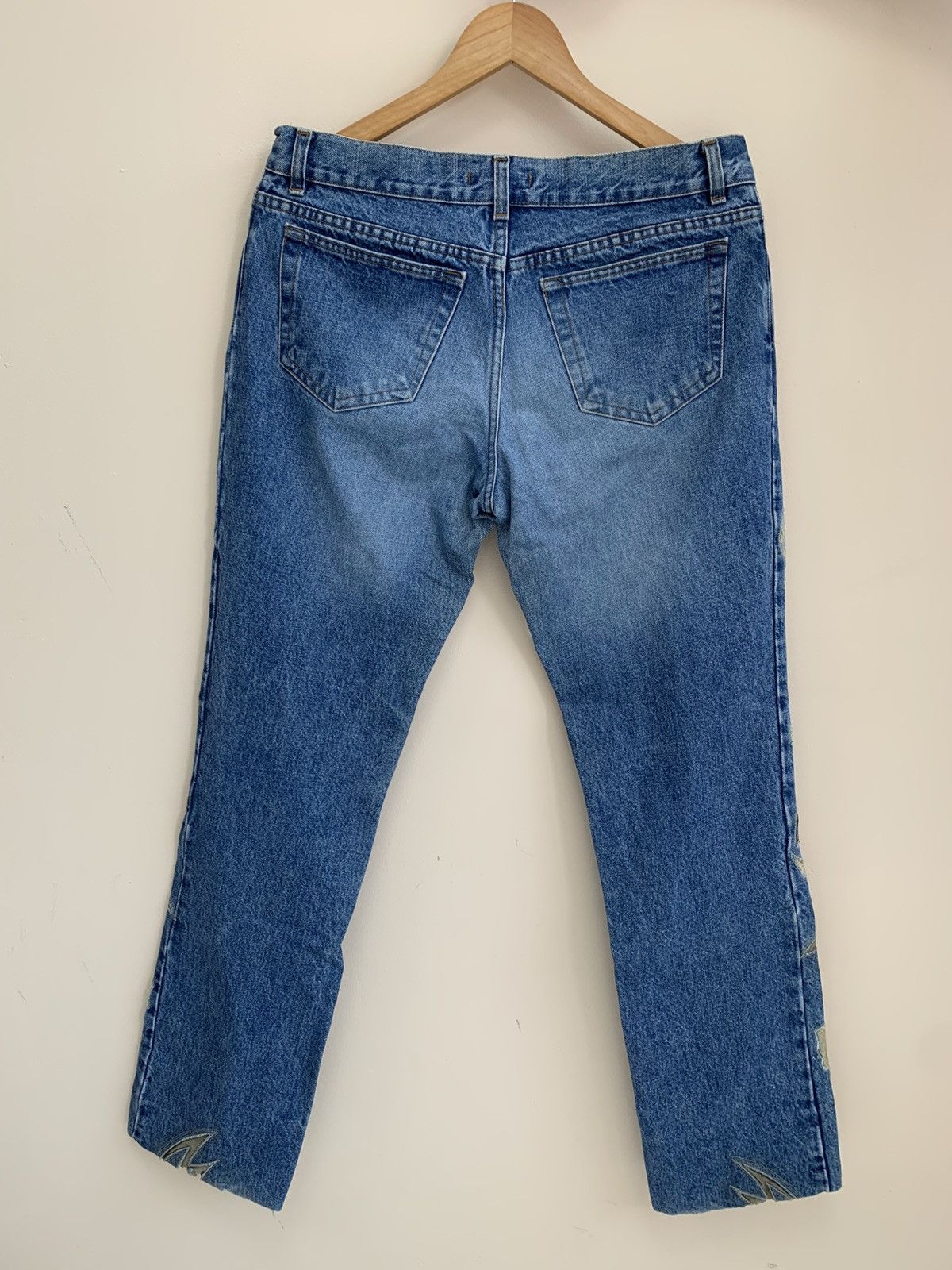 Roberto Cavalli Vintage Roberto Cavalli Blue Embroidered Flowers Denim Jeans Size US 32 / EU 48 - 2 Thumbnail