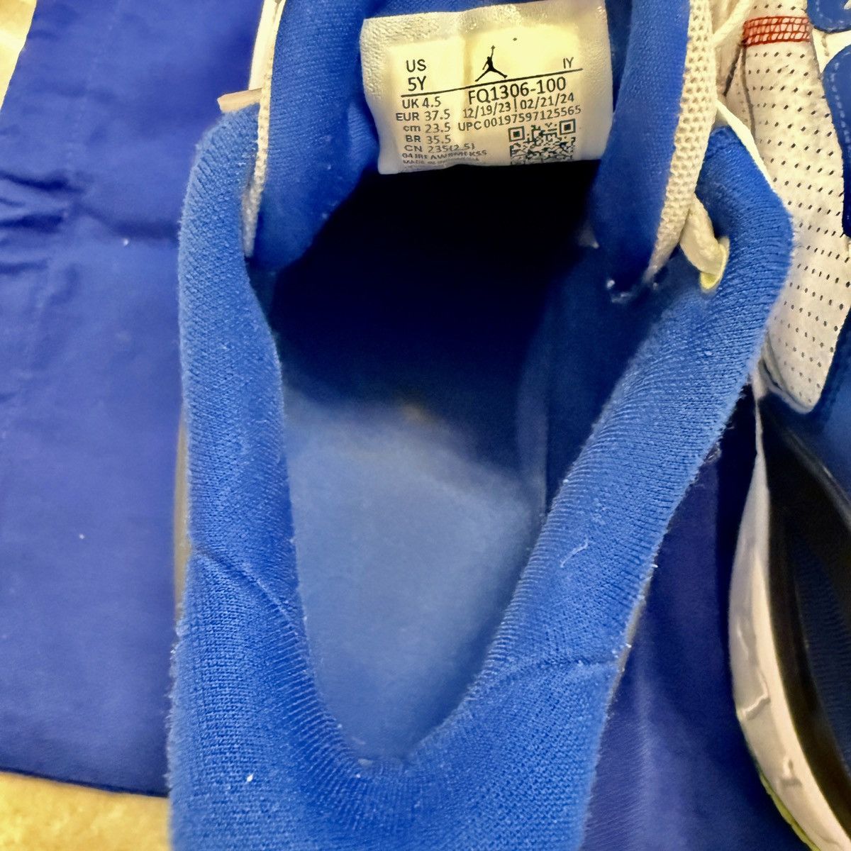 Other Jordan Luka 1 “Photo Finish” Size US 5 / EU 37 - 3 Thumbnail