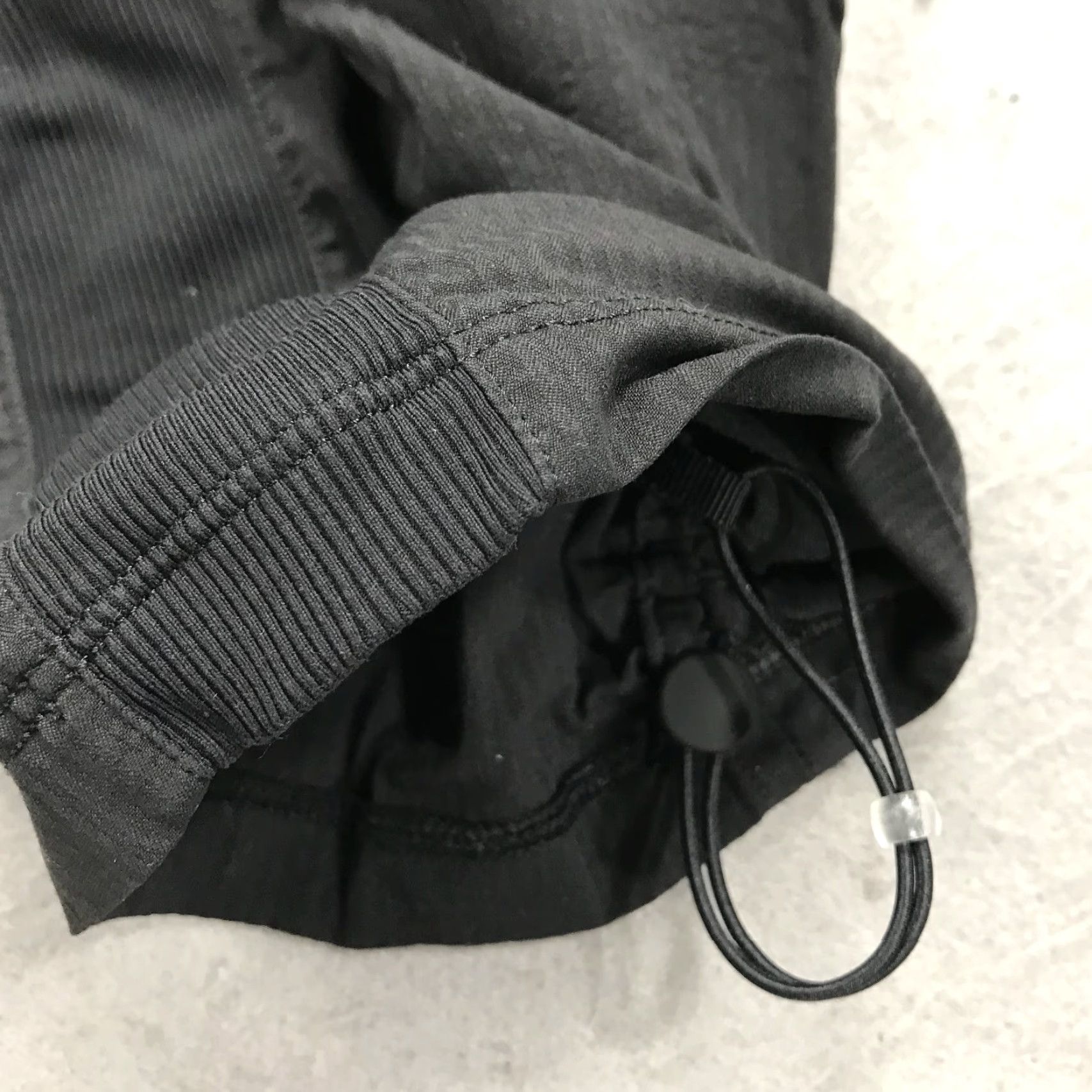 Lululemon Lululemon Pants Womens 4 Black Beyond The Studio Crop Jogger Yoga Dance Workout Activewear Pants Women's 4 Black Dance Studio Size 27" / US 4 / IT 40 - 4 Thumbnail