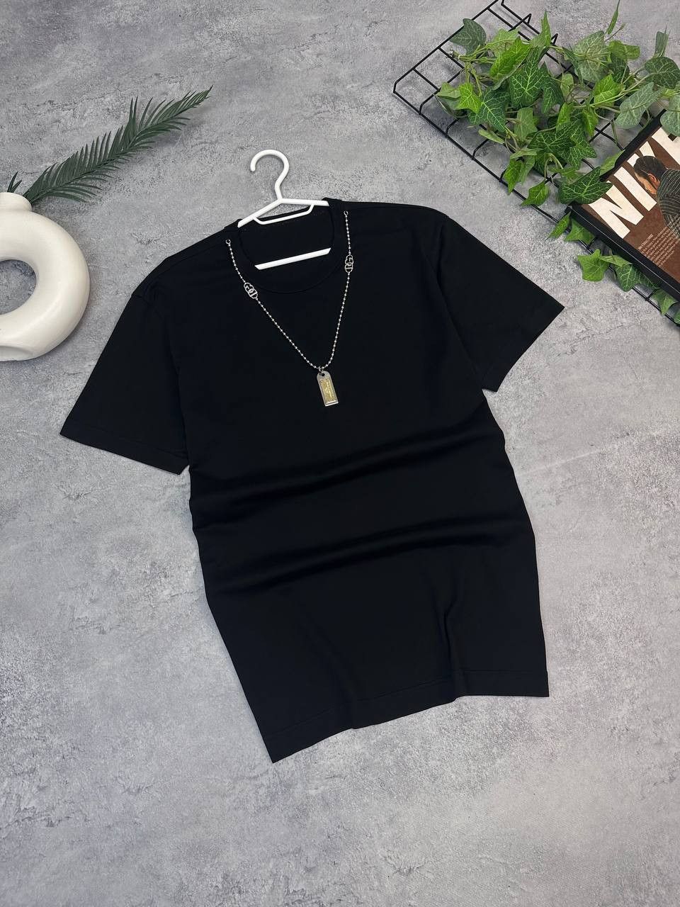 Dolce & Gabbana Dolce Gabbana DG Logo Pearl Silver Gold Chain Tee Size US L / EU 52-54 / 3 - 2 Thumbnail