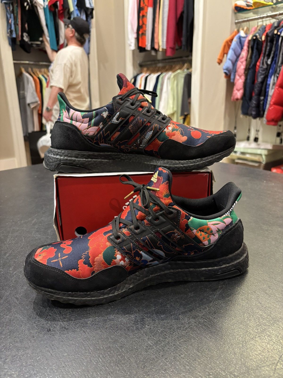 Adidas Ultraboost 'DNA Floral' - laplaya.ma