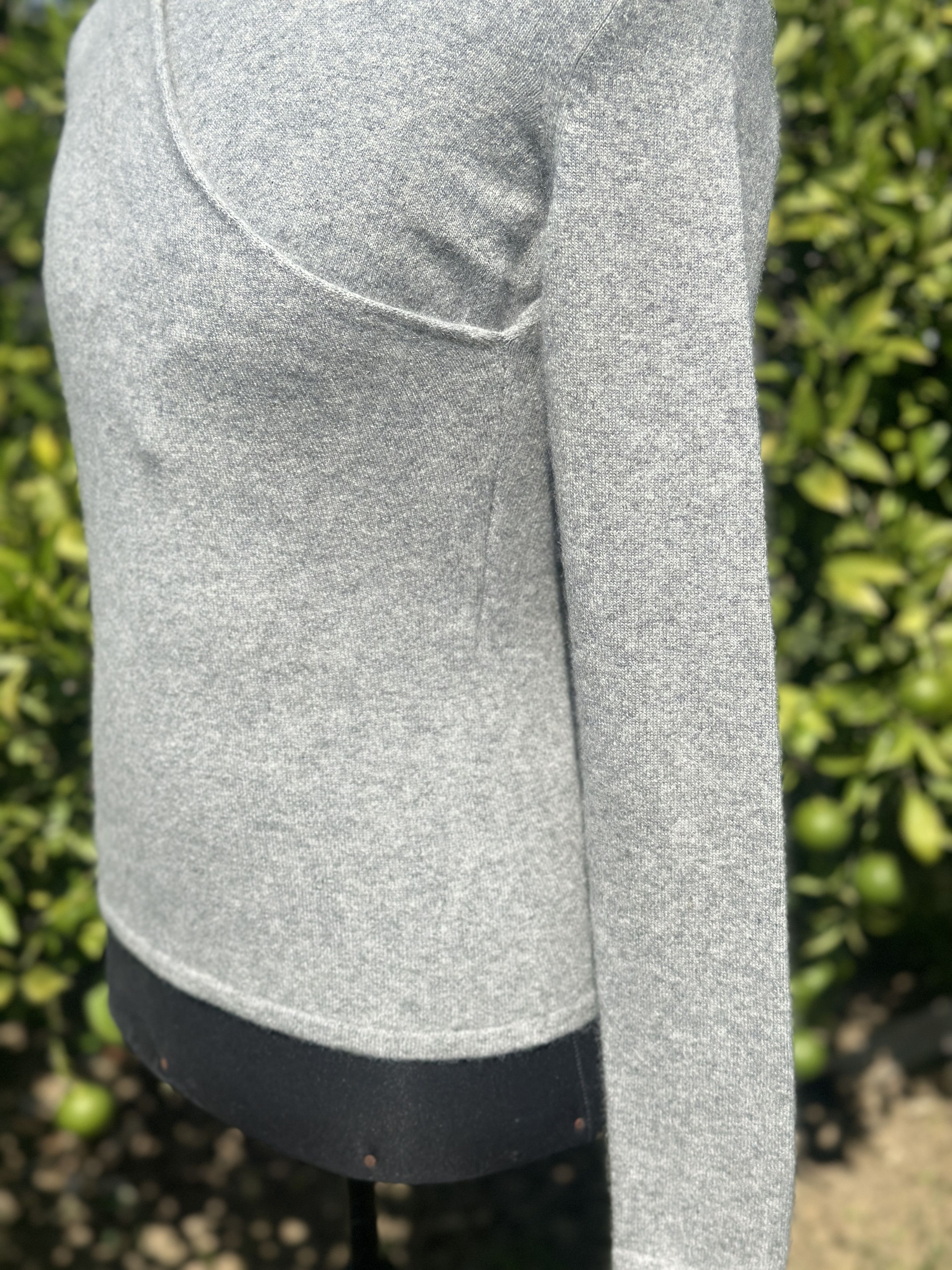 Loro Piana High Neck Wrap Front Loro Piana Slim Pullover Size 40 Xs S Size S / US 4 / IT 40 - 14 Thumbnail