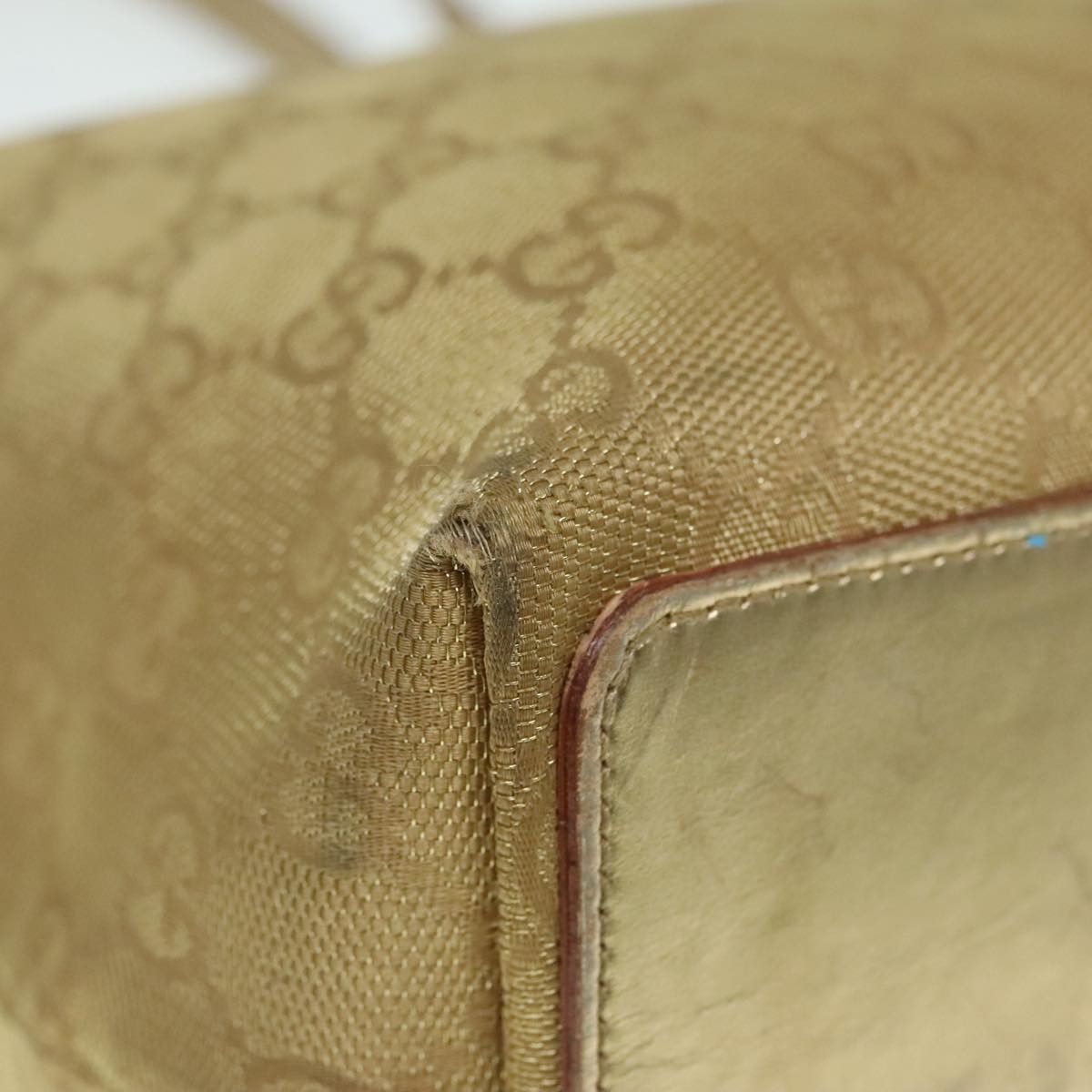 GUCCI GG Canvas Shoulder Bag Gold Tone Gold 0021099