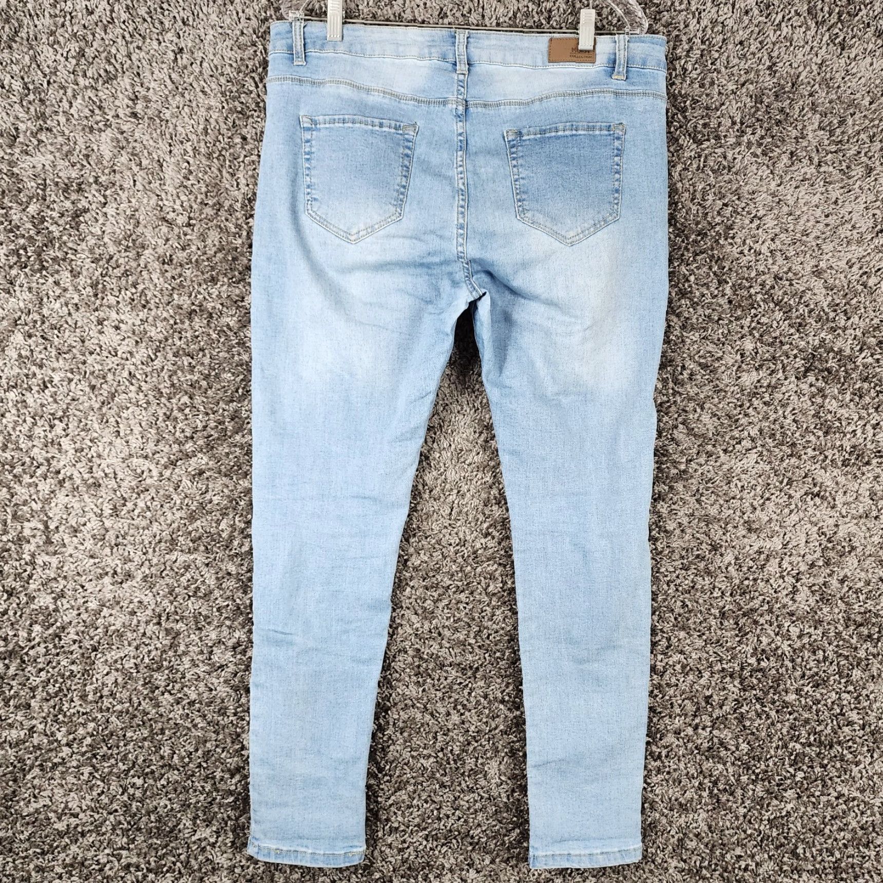Vintage Moist Jeans Skinny Distressed Light Wash Women 36 Inseam 28in Blue Womens Medium? Size 25" / US 0 / IT 36 - 6 Thumbnail