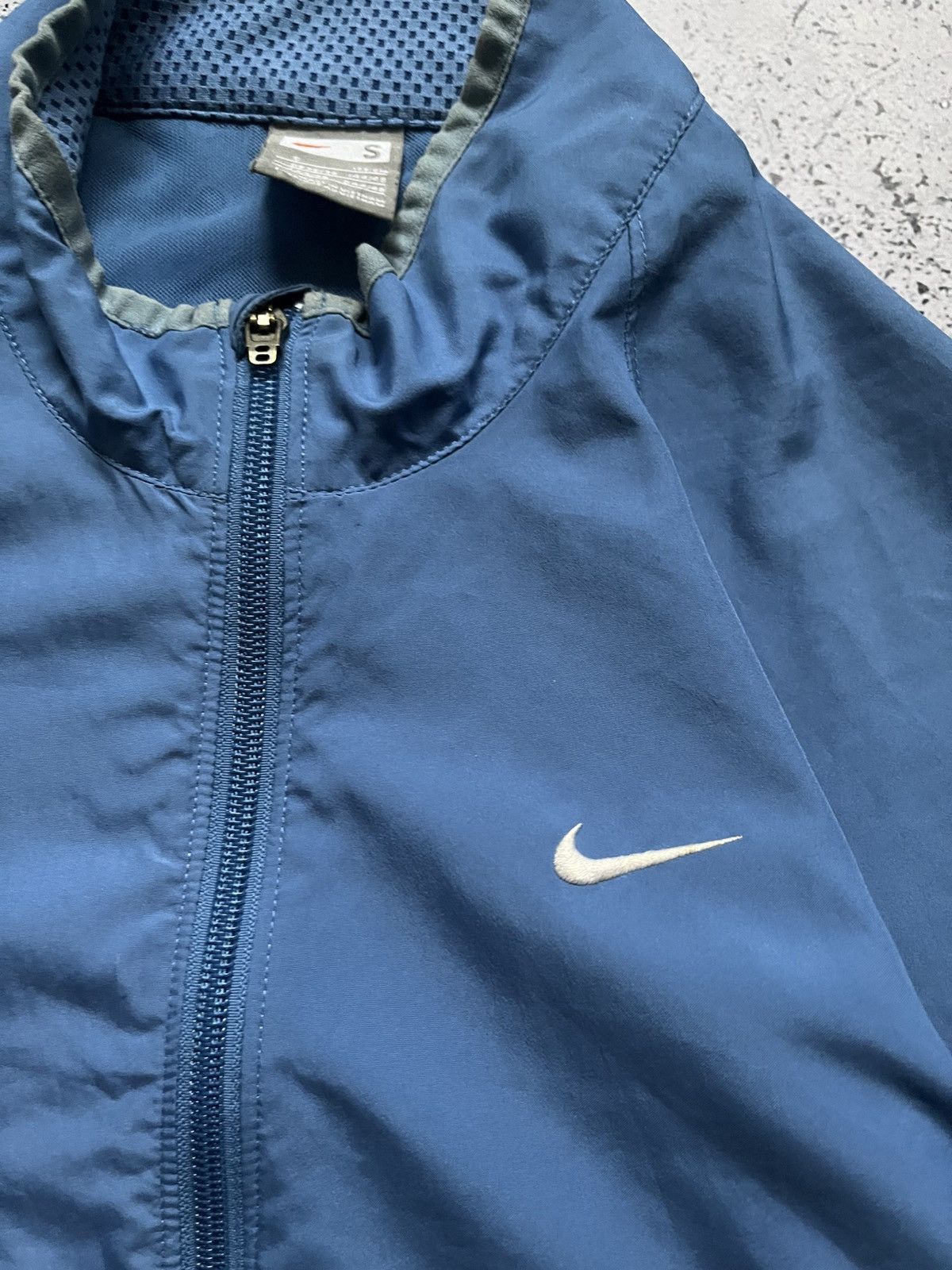 Nike Vintage Nike Drill Track Jacket Nylon Mini Swoosh Y2K USA Size US S / EU 44-46 / 1 - 3 Thumbnail