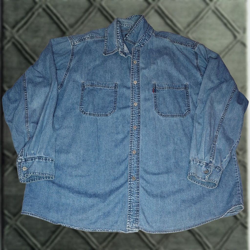 Levi's VINTAGE Levi’s Button-Up Denim Shirt XL Men Blue Cotton Long Sleeve Button-Down Collared Regular Size US XL / EU 56 / 4 - 1 Thumbnail