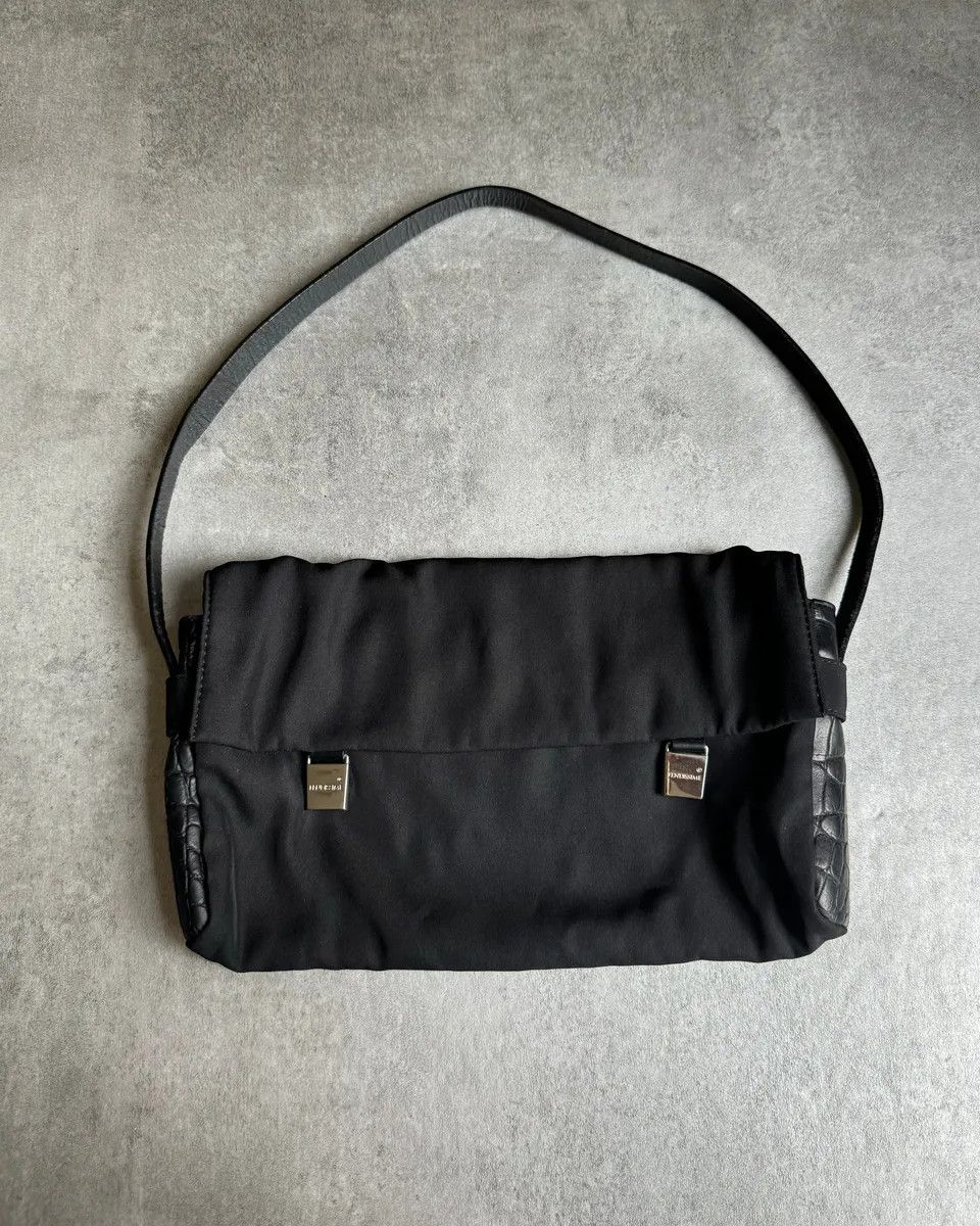 Fendi 2000s Fendi Black Modern Shoulder Bag Size ONE SIZE - 1 Thumbnail
