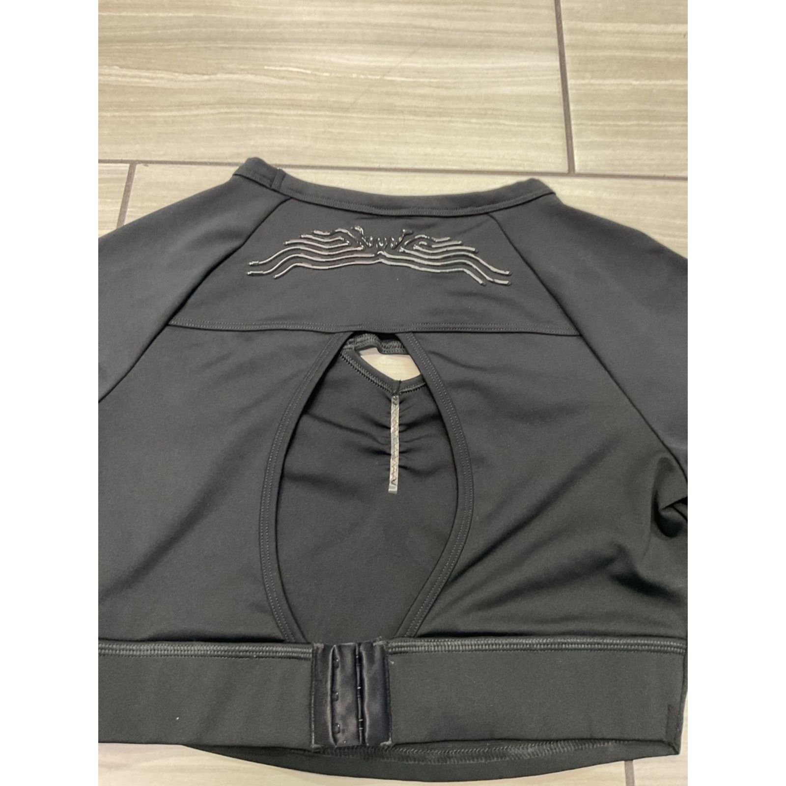Gymshark Gymshark Black Cutout Crop Performance Top Size M / US 6-8 / IT 42-44 - 5 Thumbnail