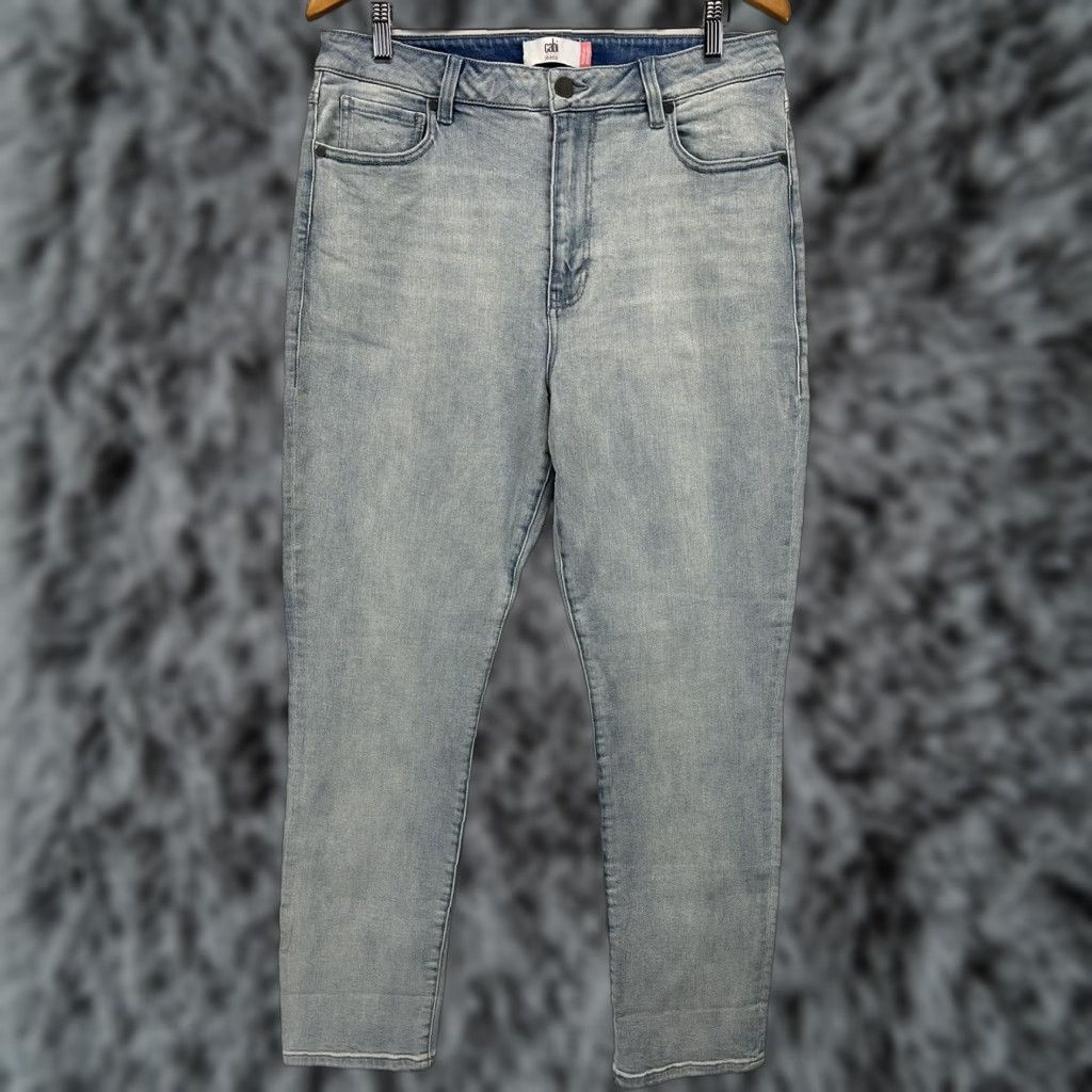 Vintage Cabi 5883 Style Higher Straight Jeans Size 14 Spring 2021 Collection VGUC Regular Women Blue Cotton Blend Denim Zip Solid Light Vintage No Size 36" / US 14 / IT 50 - 1 Thumbnail