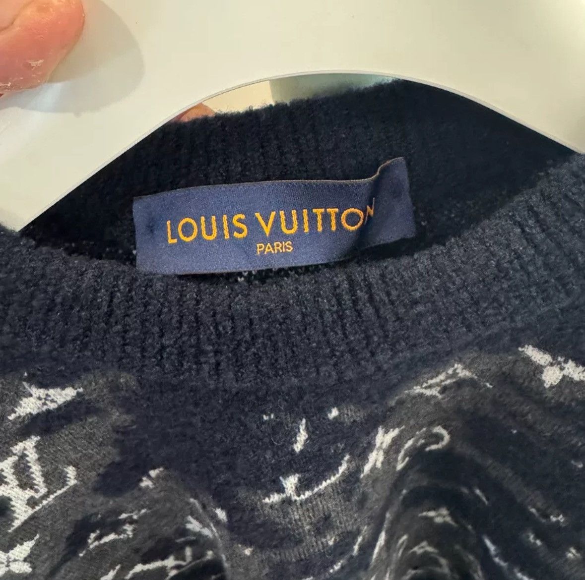 Louis Vuitton Louis Vuitton Old flower knitted sweater 2412-Nextarrow Size US M / EU 48-50 / 2 - 3 Thumbnail
