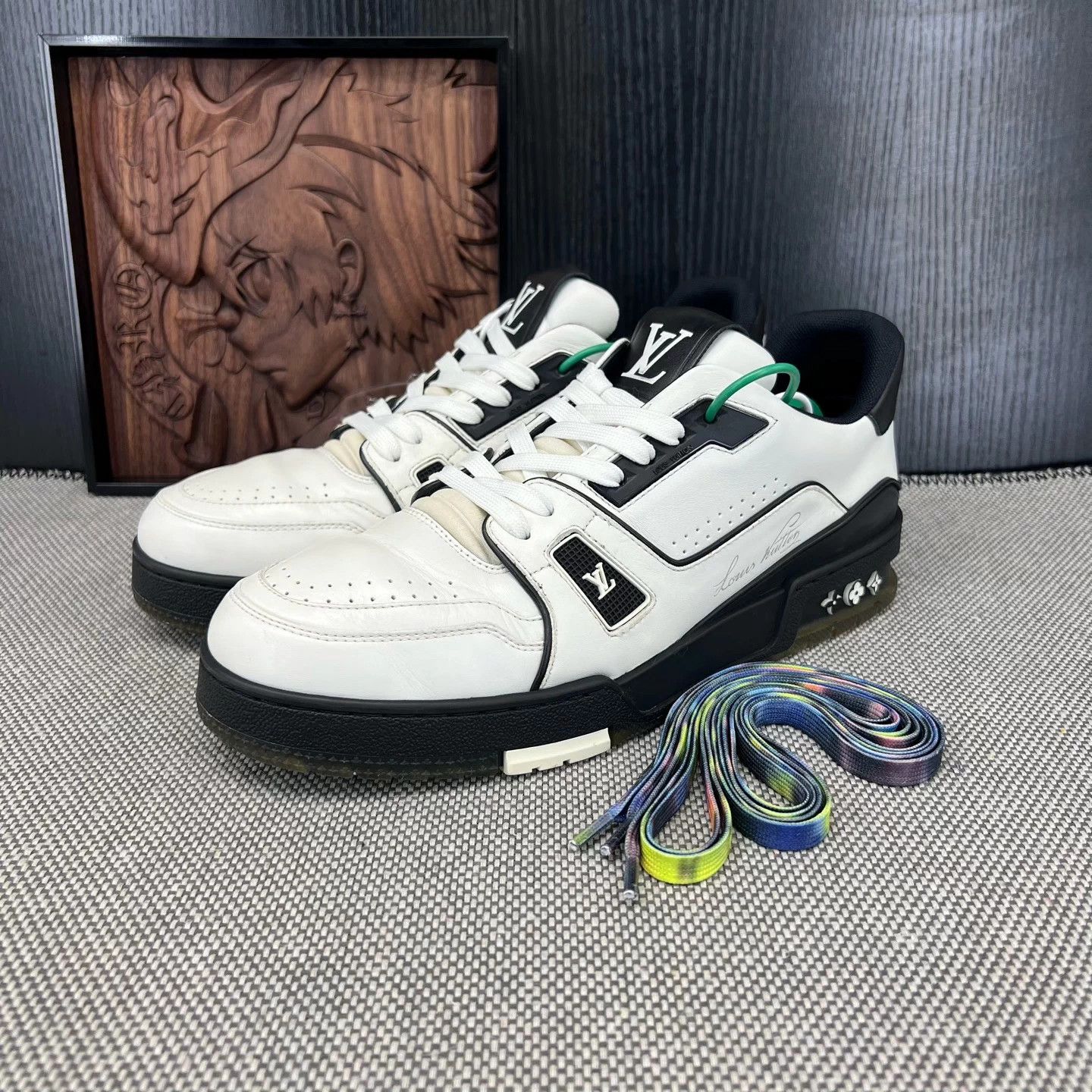 Louis Vuitton Louis Vuitton Trainer Sneakers - Size 7 - Black/White . Size US 7 / EU 40 - 1 Thumbnail