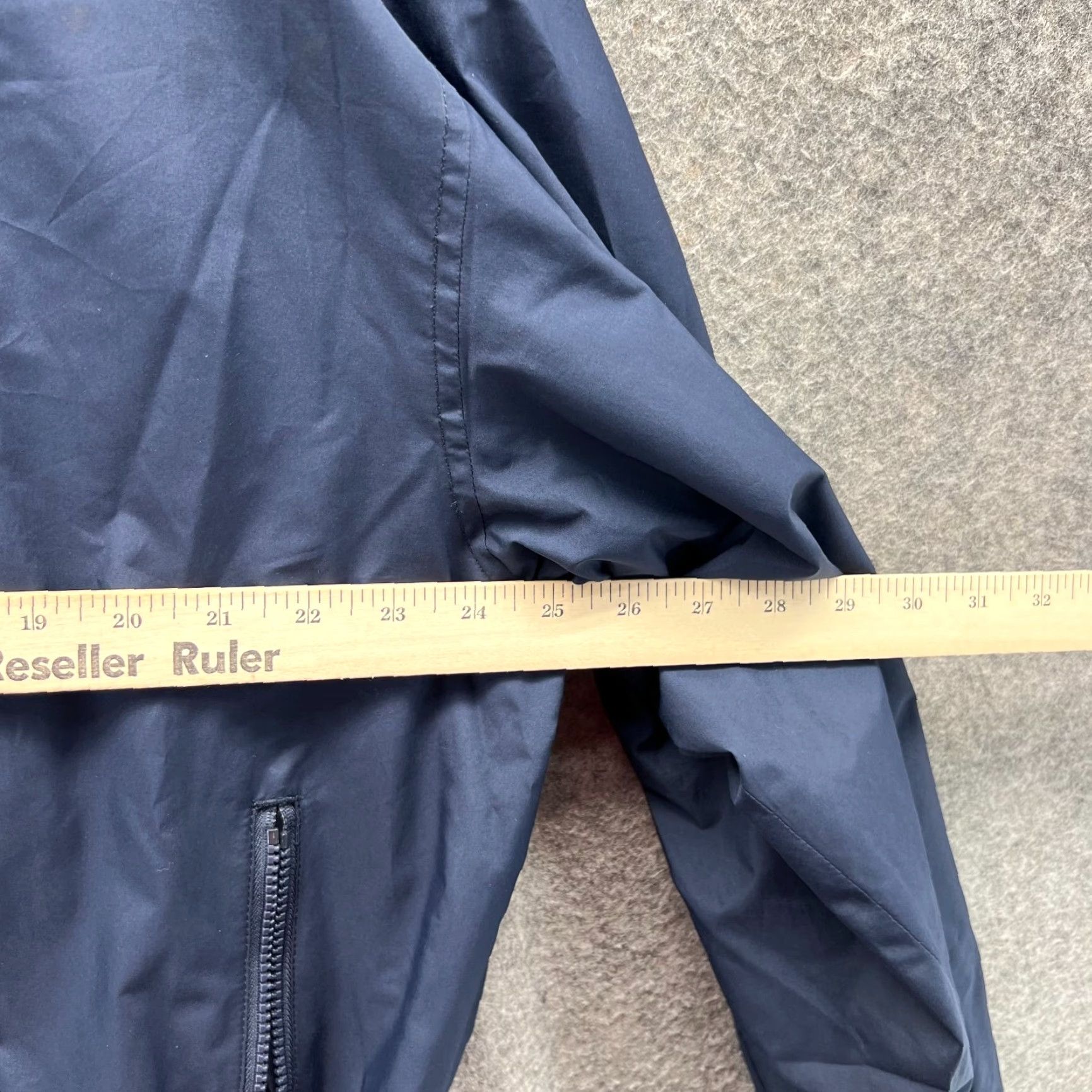 Tommy Hilfiger VINTAGE Tommy Hilfiger Bomber Jacket Mens Medium Blue Navy Full Zip 90s Jacket Size US M / EU 48-50 / 2 - 3 Thumbnail