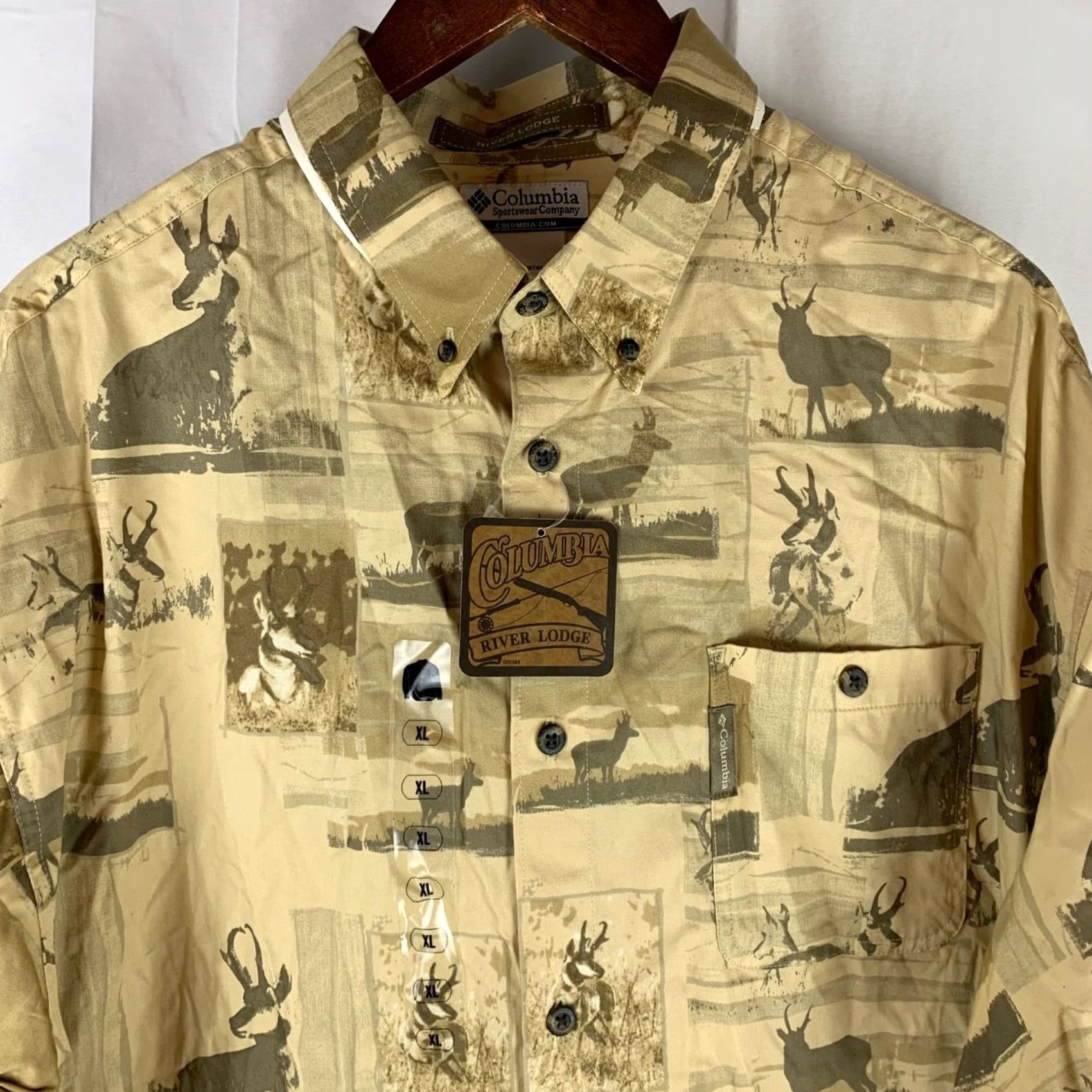 Vintage Columbia Button-Down Shirt Mens XL Tan Prairie Goat Print River Lodge HM7106-115 Size US XL / EU 56 / 4 - 2 Thumbnail