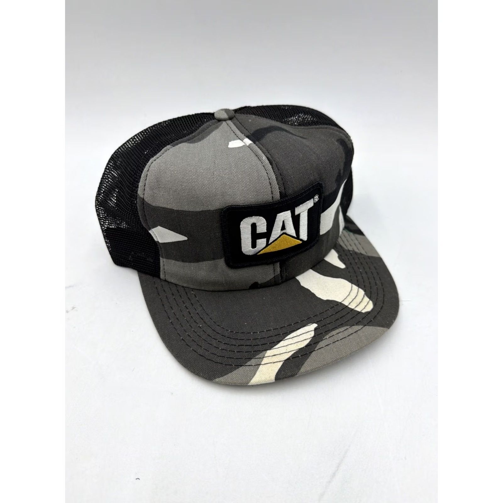 Vintage VINTAGE Snap-Back CAT Hat Gray Camo Trucker Cap Made in USA Adjustable 80s Tonkin Patch Men Mens Camouflage Summer Spring Fall Size ONE SIZE - 2 Thumbnail