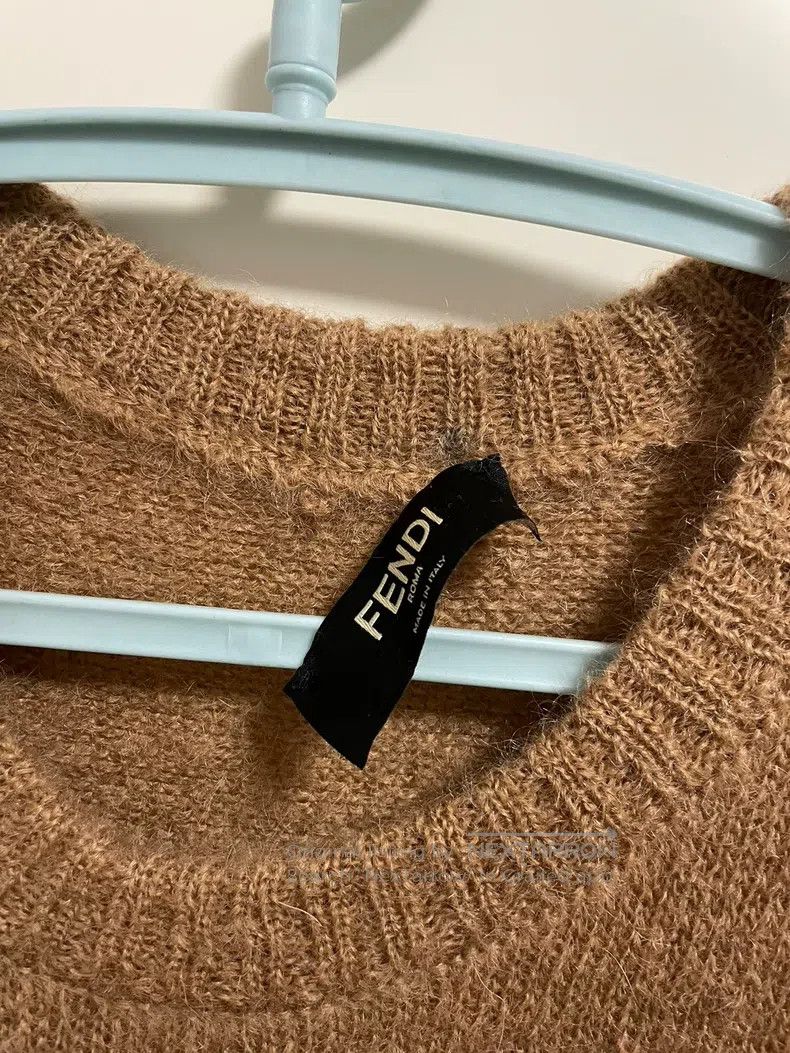 Fendi Fendi Knitted vest with colorful embroidered letters Size US M / EU 48-50 / 2 - 2 Thumbnail