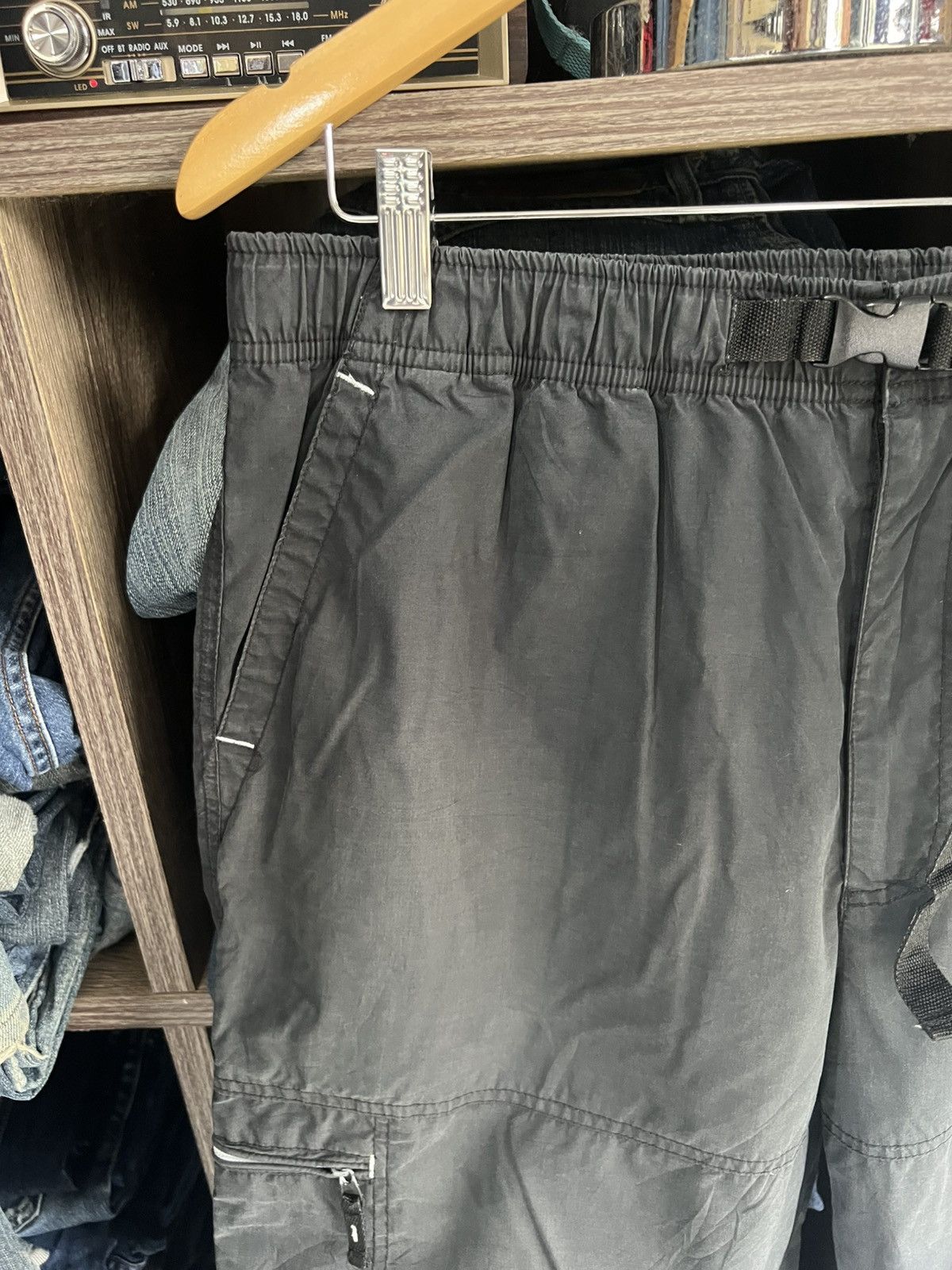 Airwalk 🔥Airwalk Short Cargo Pant Size US 34 / EU 50 - 5 Thumbnail