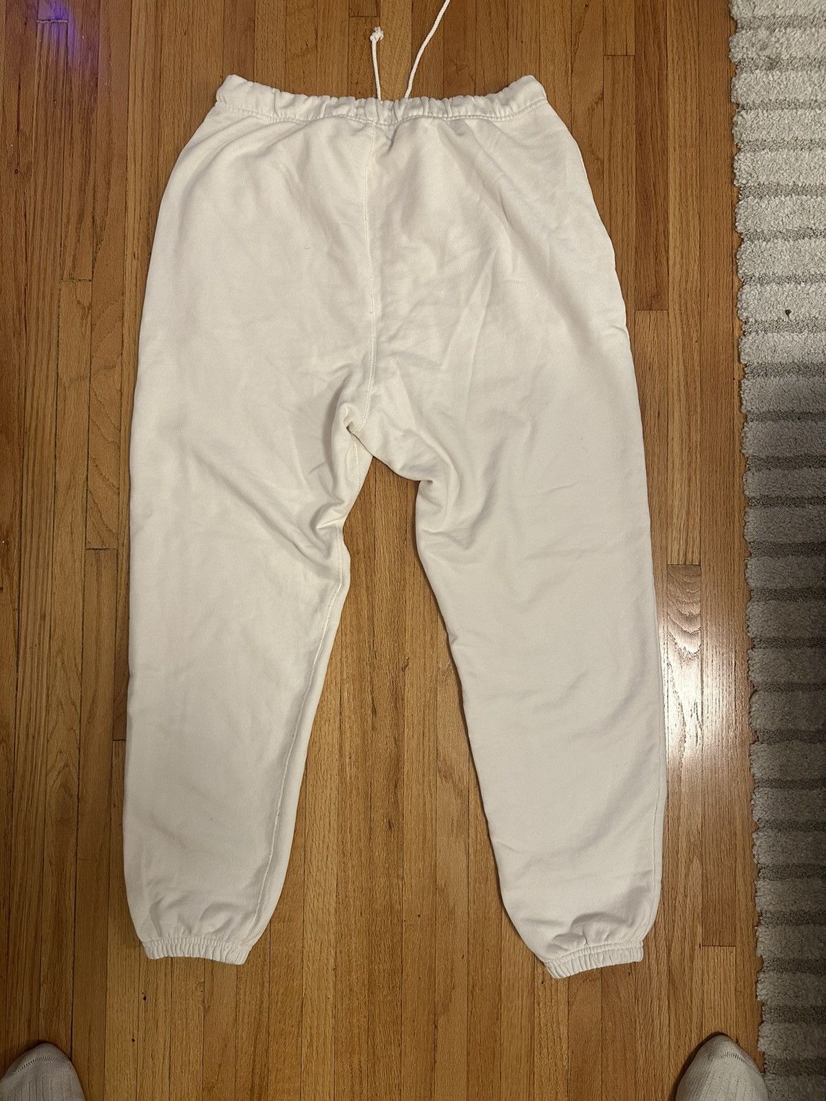 Elwood White Sweatpants