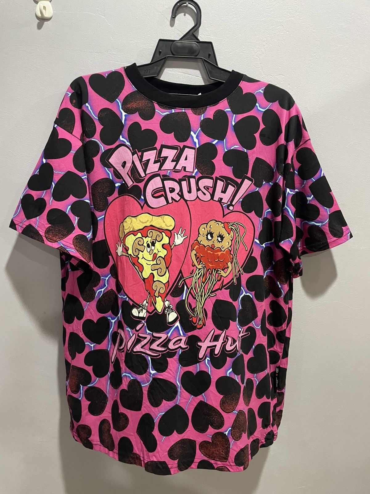 Jeremy Scott Jeremy Scott Heart Shape Box Nirvana Style Pizza Crush Tee Size US L / EU 52-54 / 3 - 4 Thumbnail