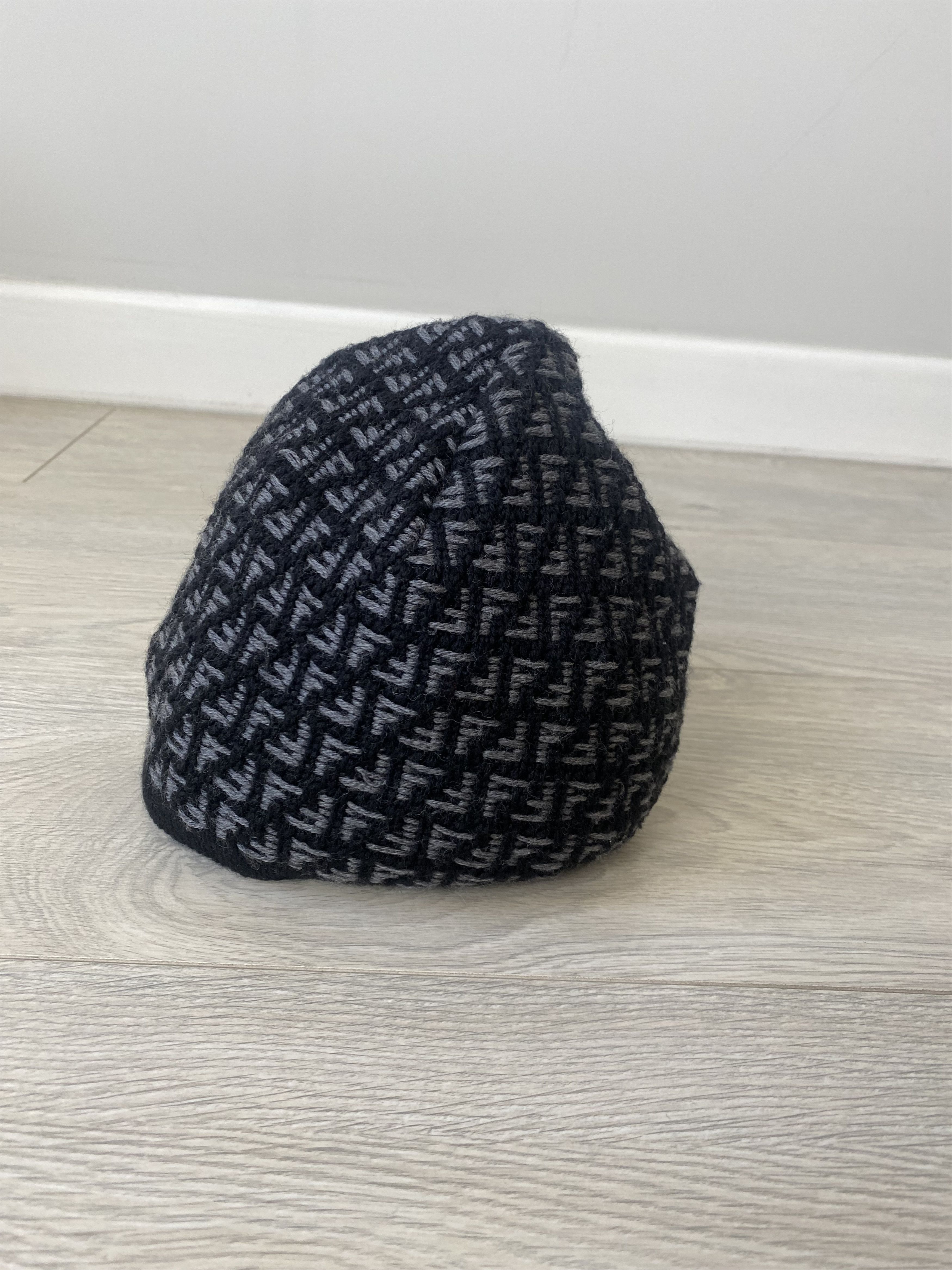 Fendi Fendi Monogram Wool Beanie Size ONE SIZE - 5 Thumbnail