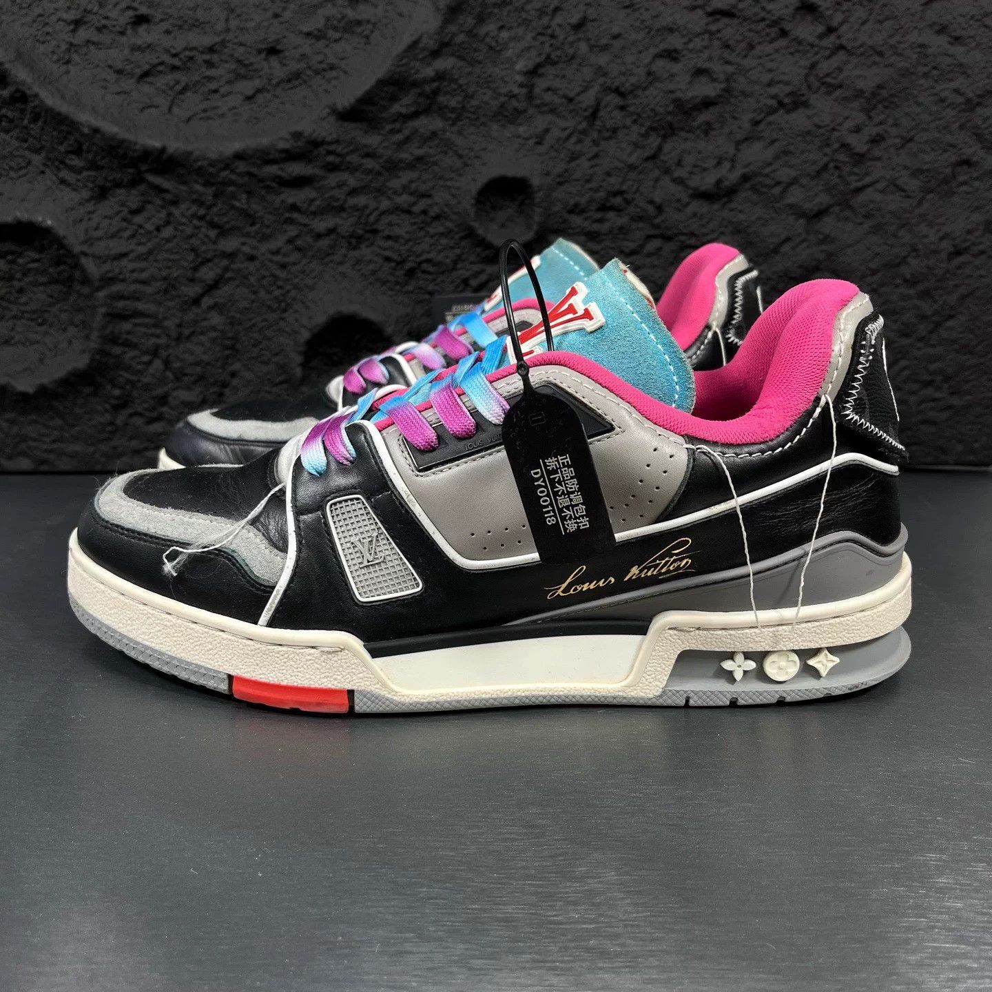 Louis Vuitton LV SS24 Trainer Black Cement UK7.5 41.5 95 New Size US 7.5 / EU 40-41 - 4 Thumbnail