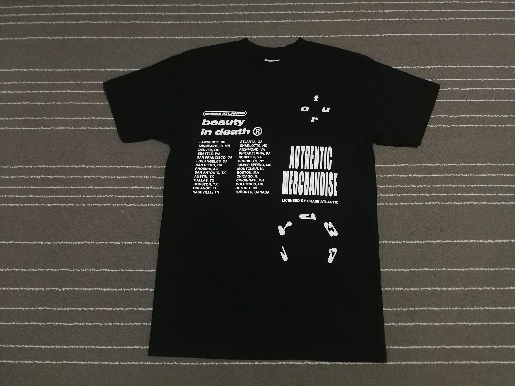 Other Chase Atlantic beauty in death SHAKAWEAR S Size US S / EU 44-46 / 1 - 1 Thumbnail