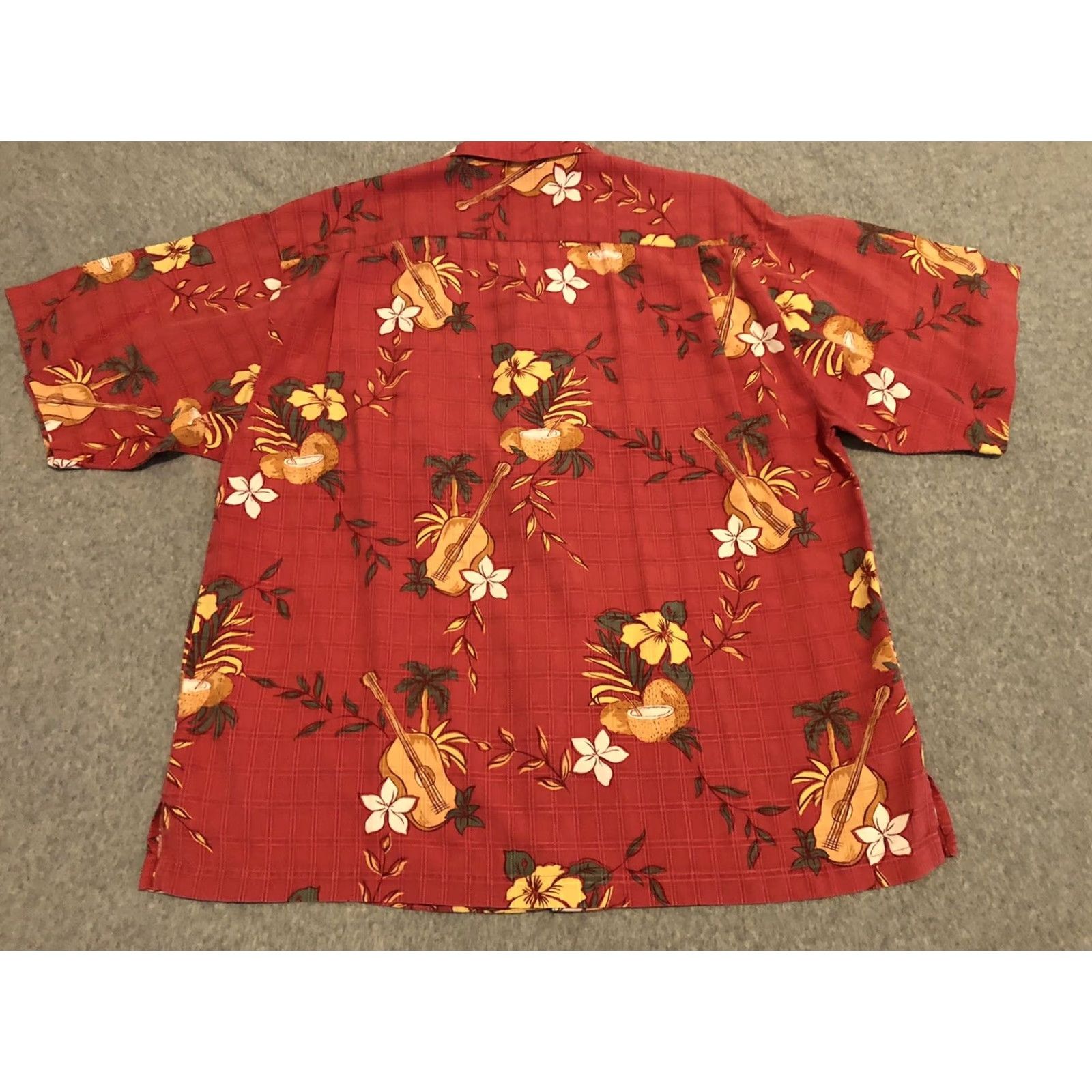Tommy Bahama Tommy Bahama Hawaiian 100% Silk Shirt Coconuts Ukelele Palm Mens Large Pink Short Sleeve Button-Up Collar Shirt Mens L Silk Hibiscus Floral Casual Size US L / EU 52-54 / 3 - 4 Thumbnail