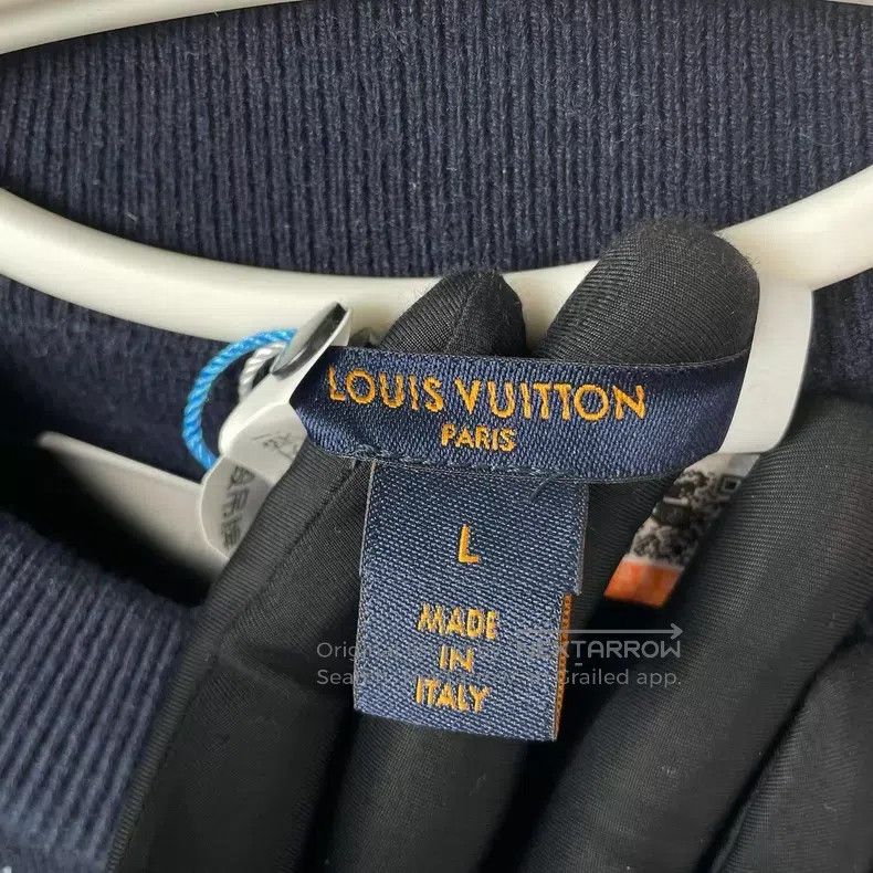 Louis Vuitton Louis Vuitton Sheep Cashmere Red and Blue Contrast Patchwo Size US L / EU 52-54 / 3 - 9 Thumbnail