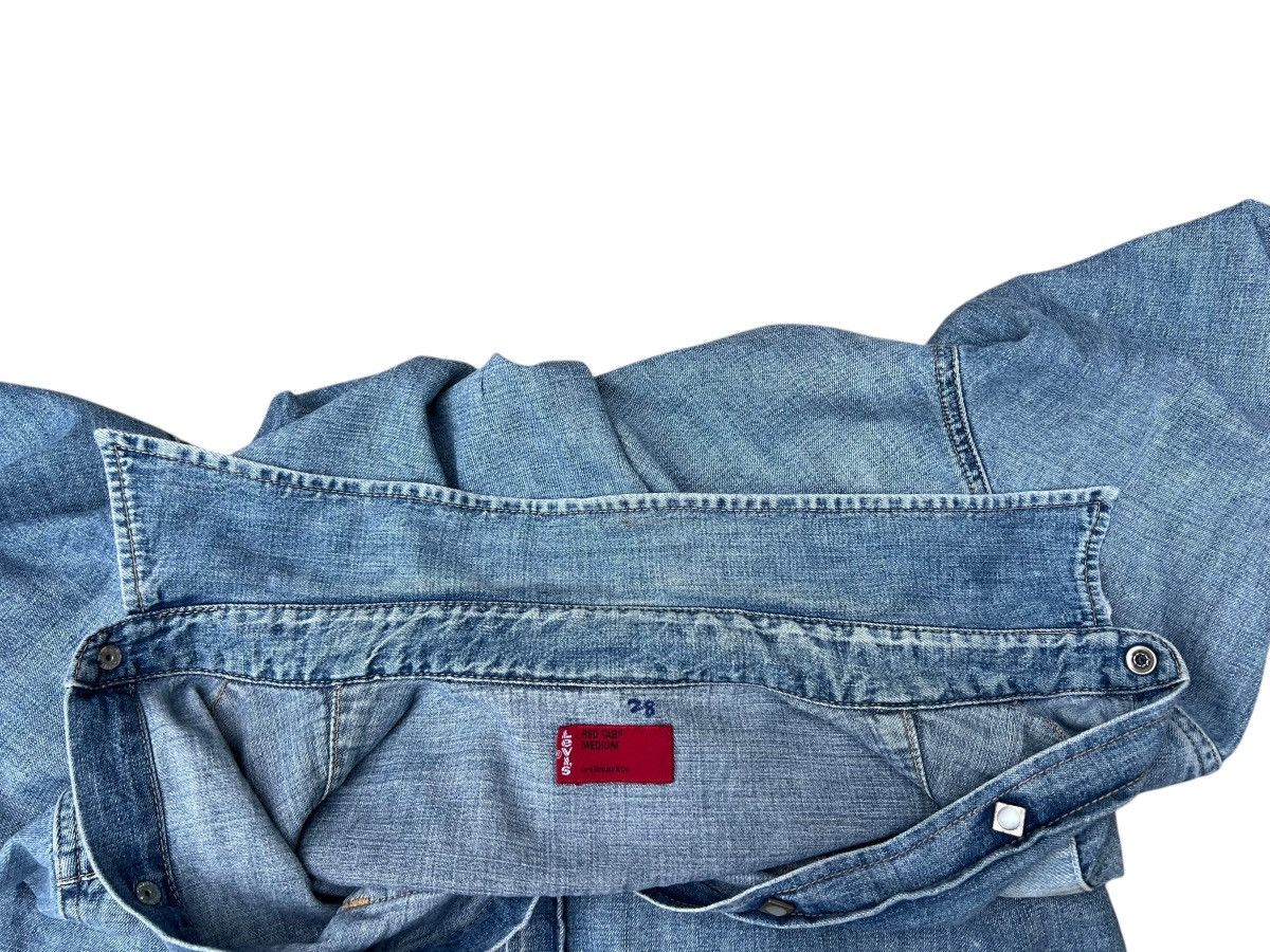 Levi's VTG 2002 Levi’s Red Tab Distressed Fade Denim Western Shirt Size US M / EU 48-50 / 2 - 13 Thumbnail