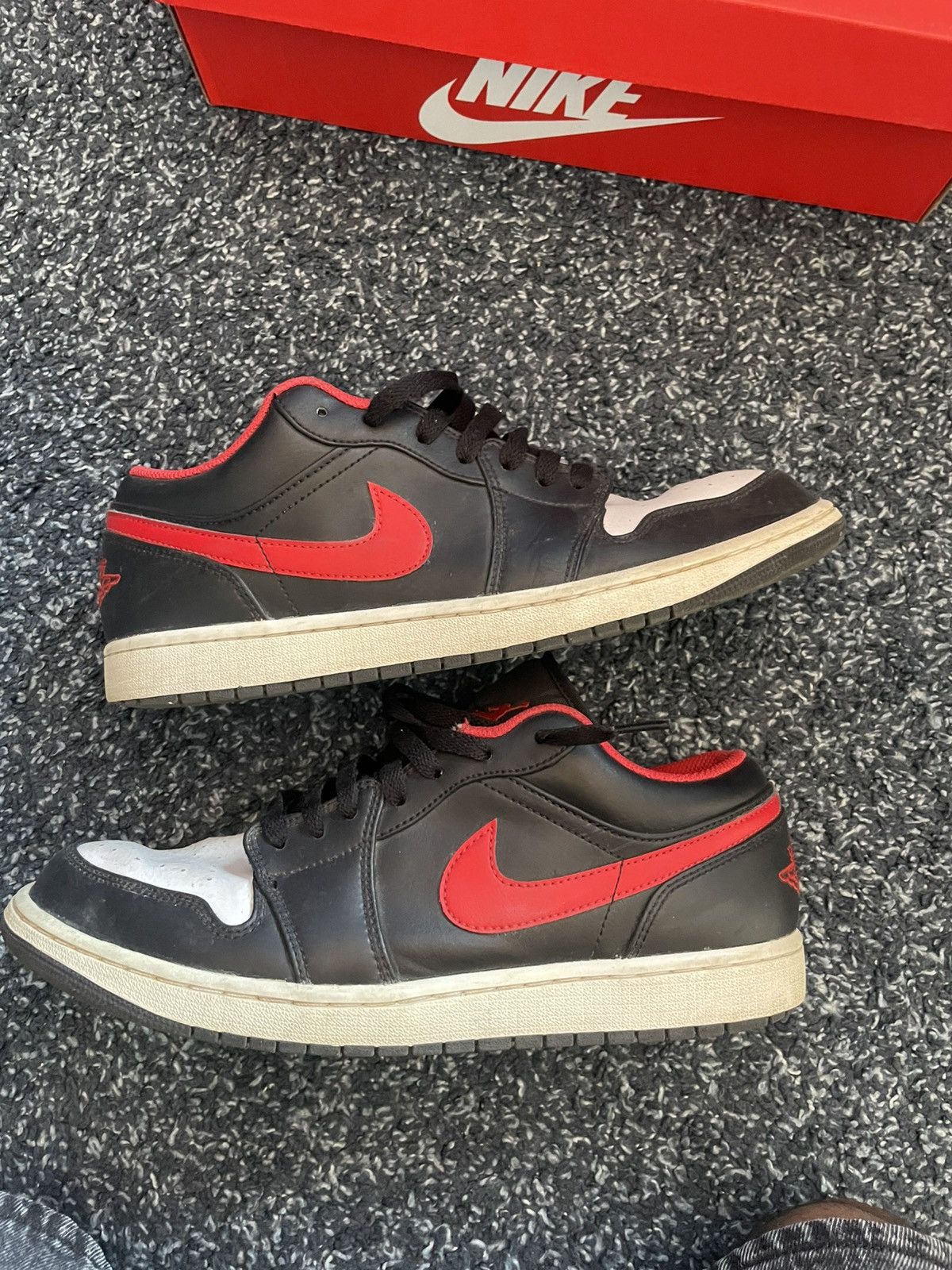 Jordan Brand × Nike JORDAN 1 LOW WHITE TOE Size US 11 / EU 44 - 2 Thumbnail