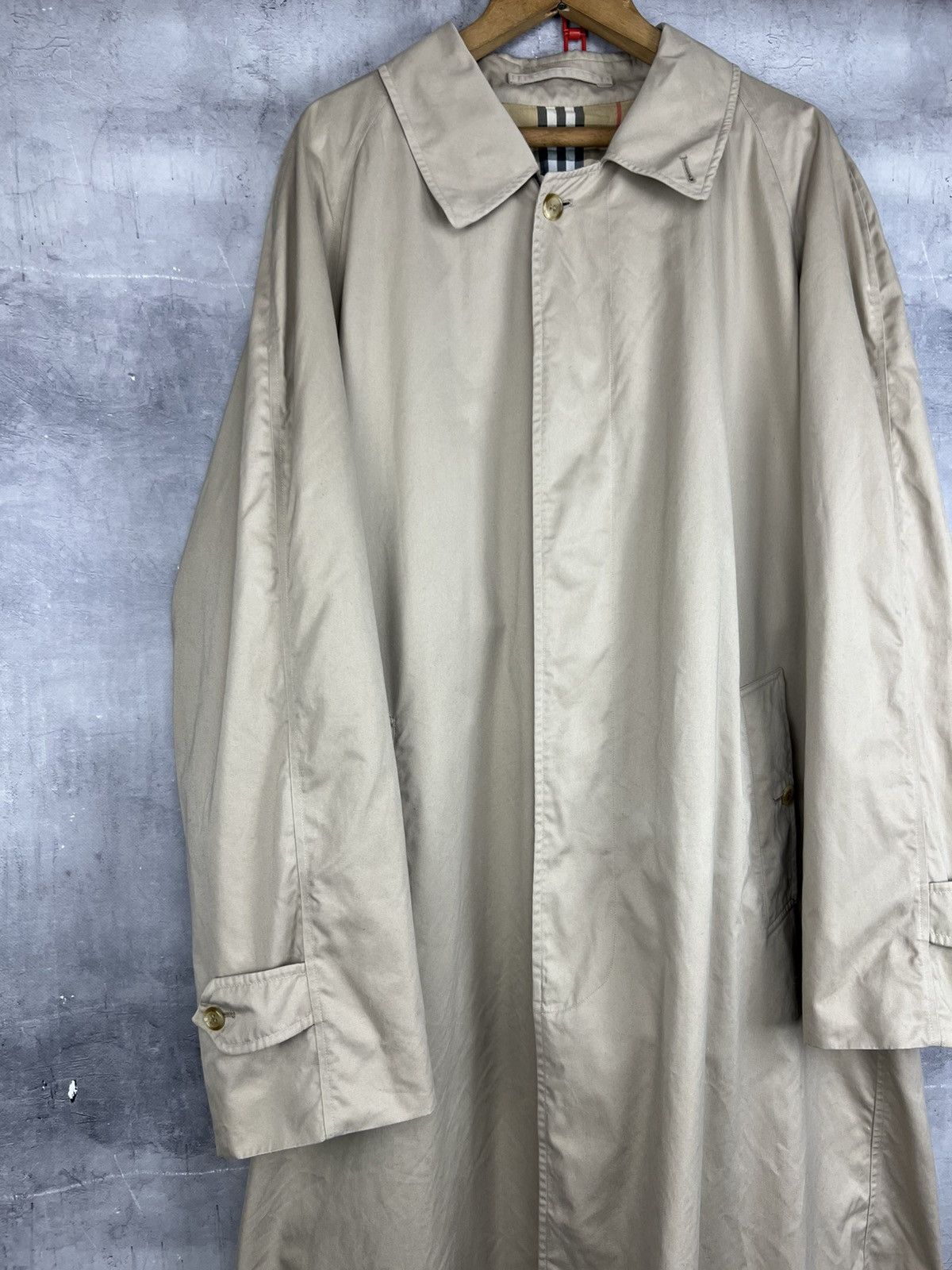 Burberry vintage burberrys nova check trench coat size 54 long Size US L / EU 52-54 / 3 - 4 Thumbnail