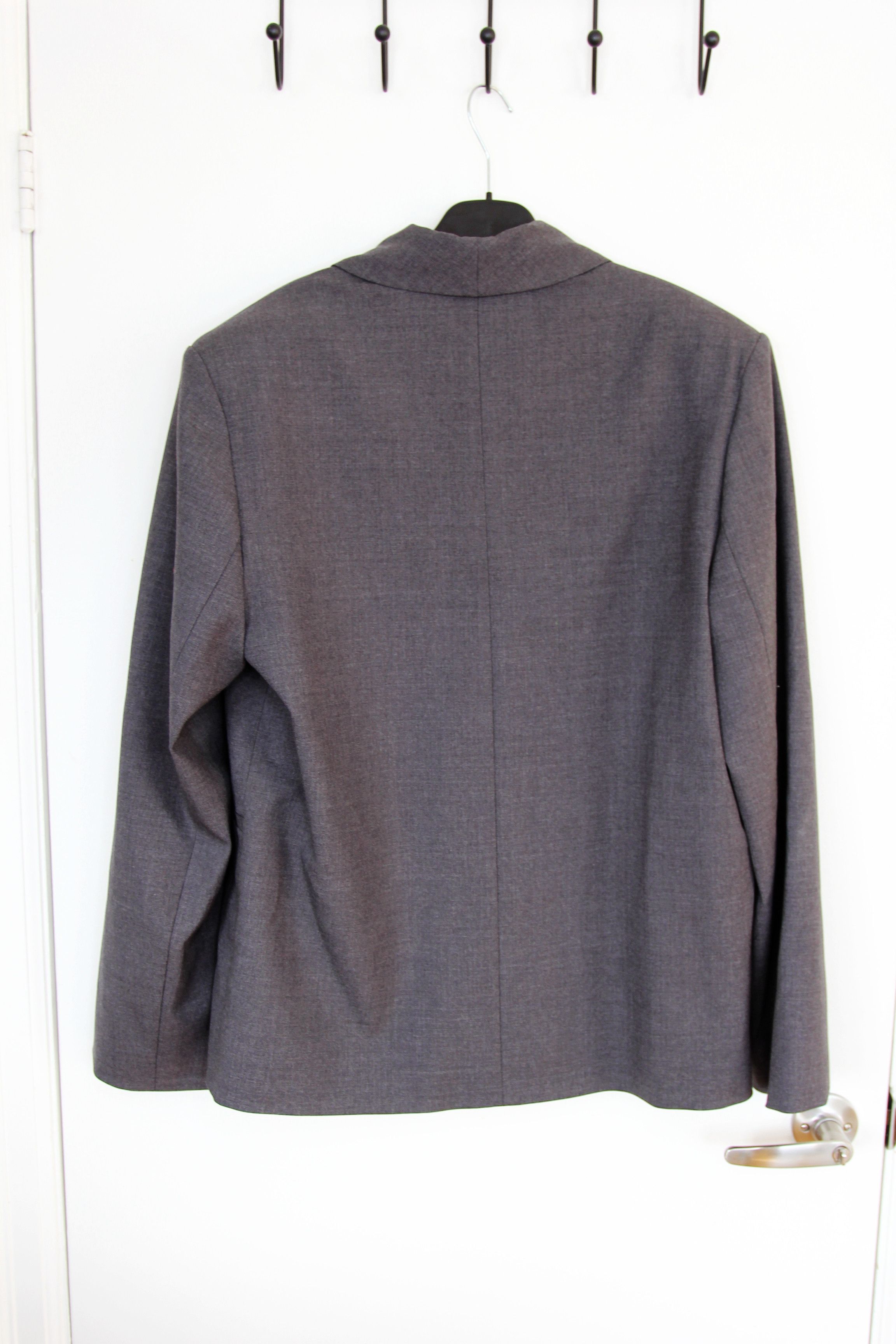 Loulou de Saison BNWT AW25 LOULOU DE SAISON SCANCIA VIRGIN WOOL JACKET L Size L / US 10 / IT 46 - 3 Thumbnail